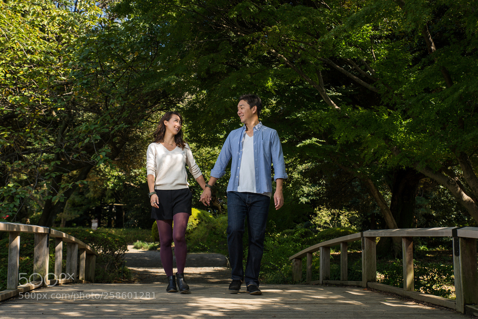 Nikon D610 sample photo. Beautiful asian couple dating photography