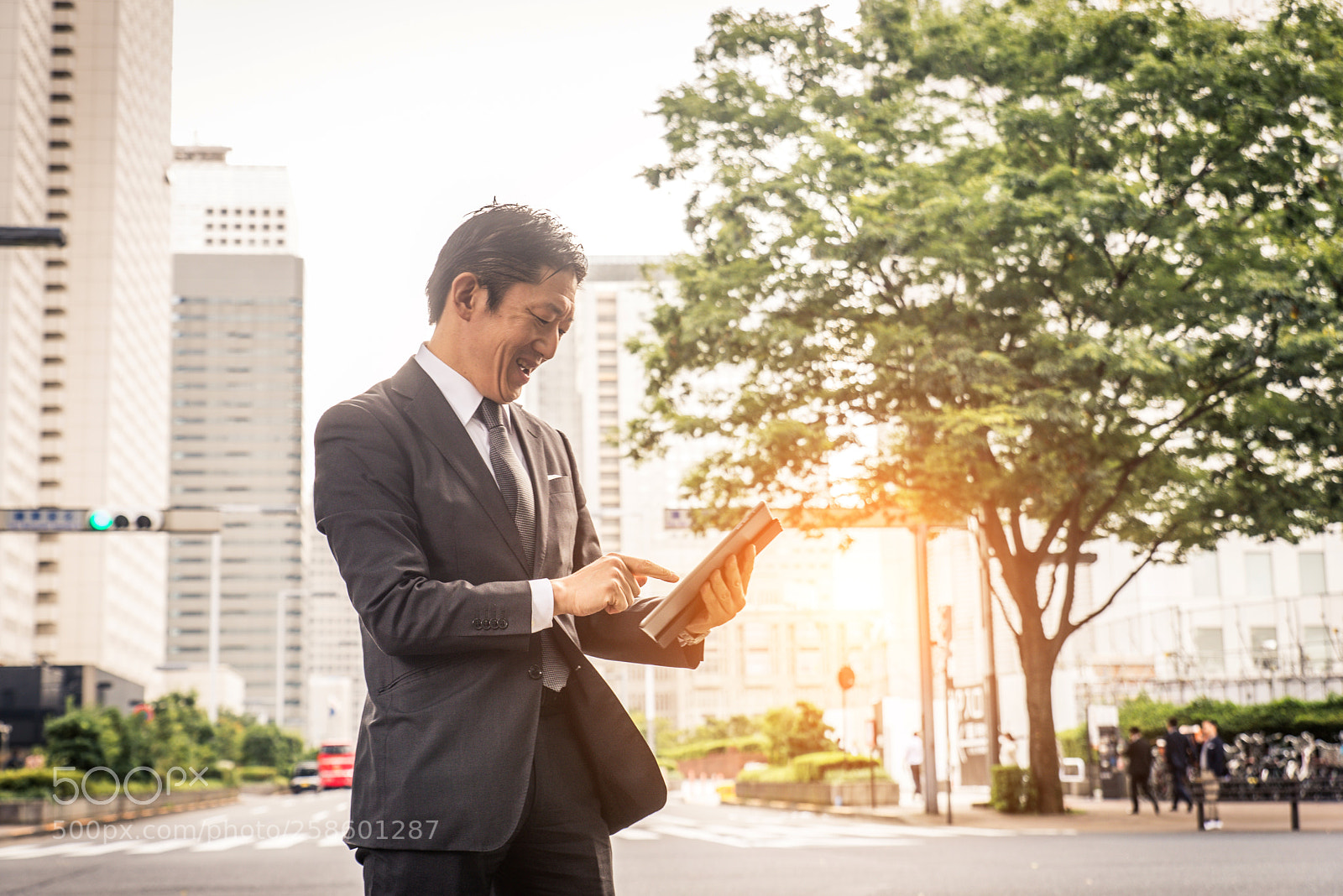 Nikon D610 sample photo. Japanese businessman in tokyo photography