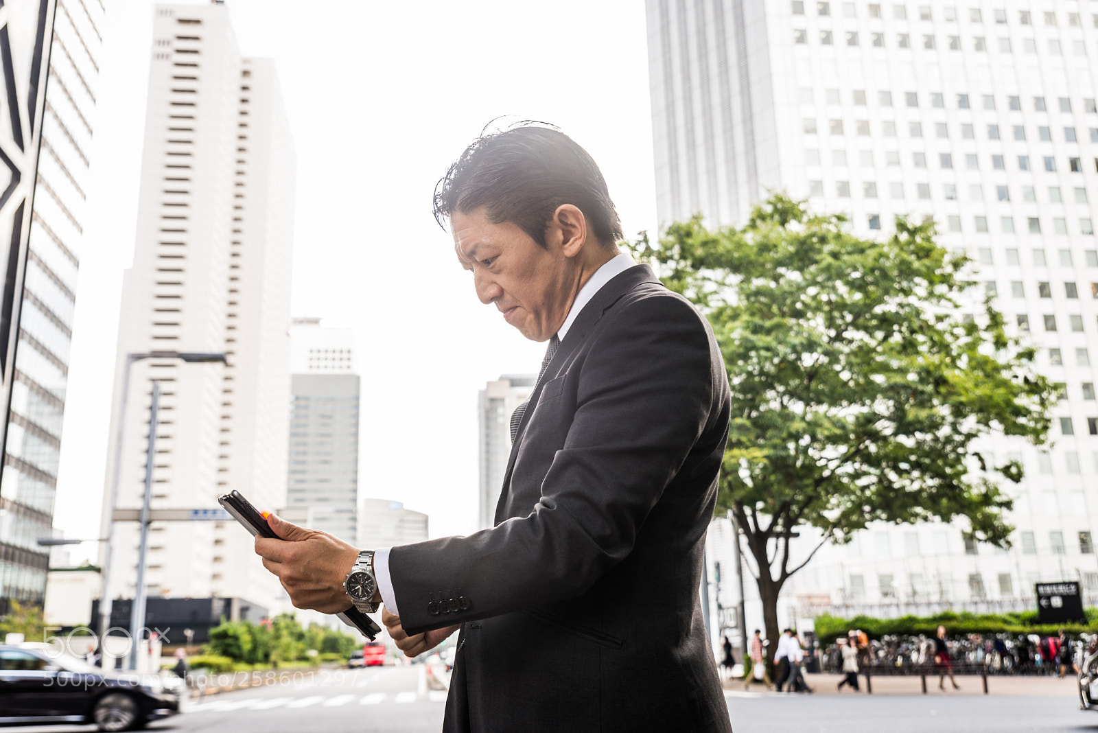 Nikon D610 sample photo. Japanese businessman in tokyo photography