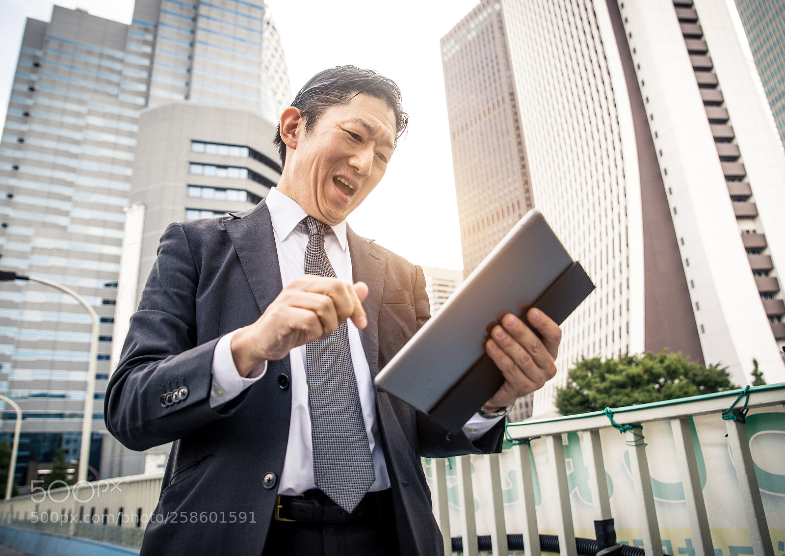 Nikon D610 sample photo. Japanese businessman in tokyo photography