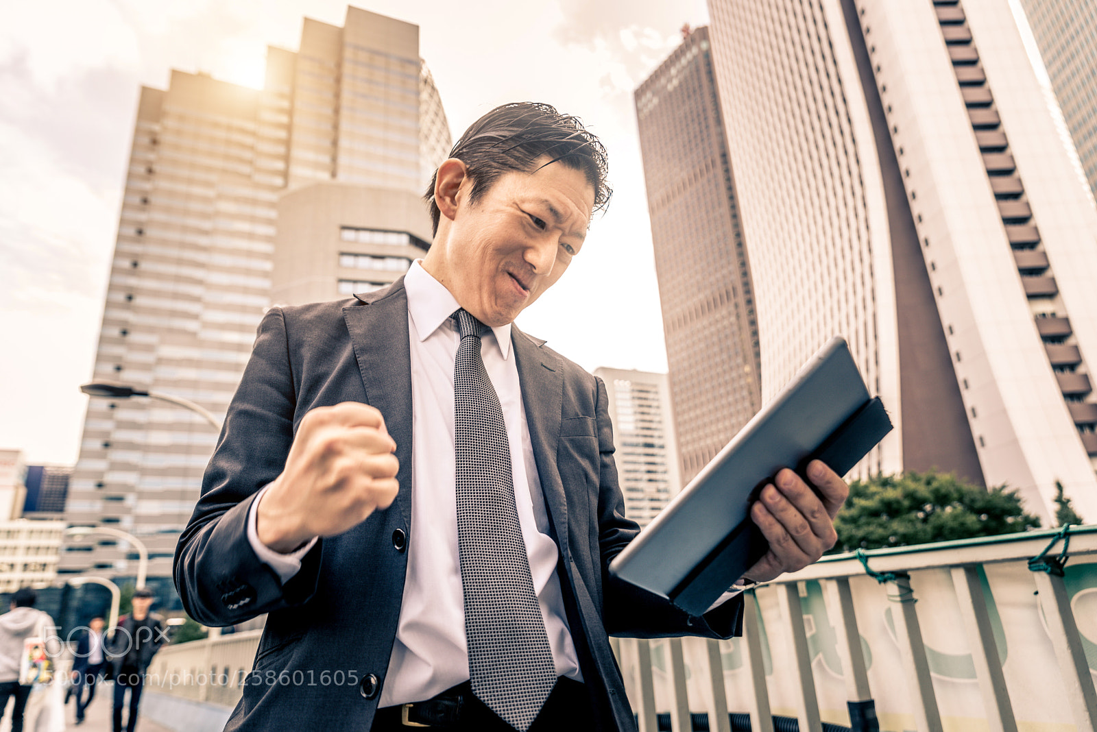 Nikon D610 sample photo. Japanese businessman in tokyo photography