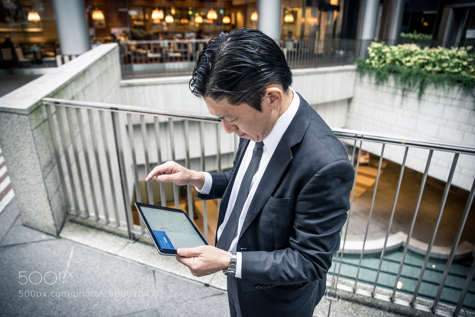 Nikon D610 sample photo. Japanese businessman in tokyo photography