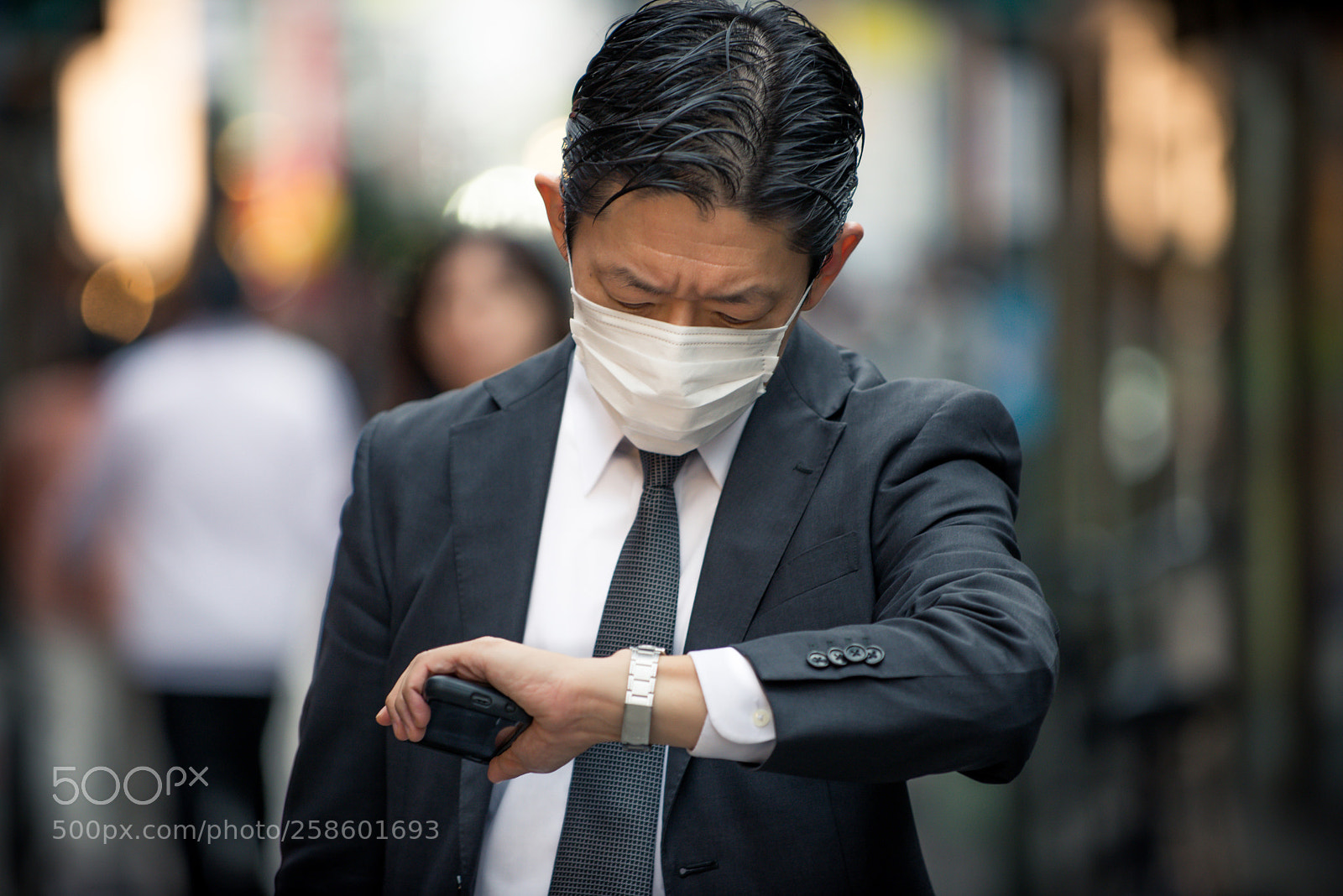 Nikon D610 sample photo. Japanese businessman in tokyo photography