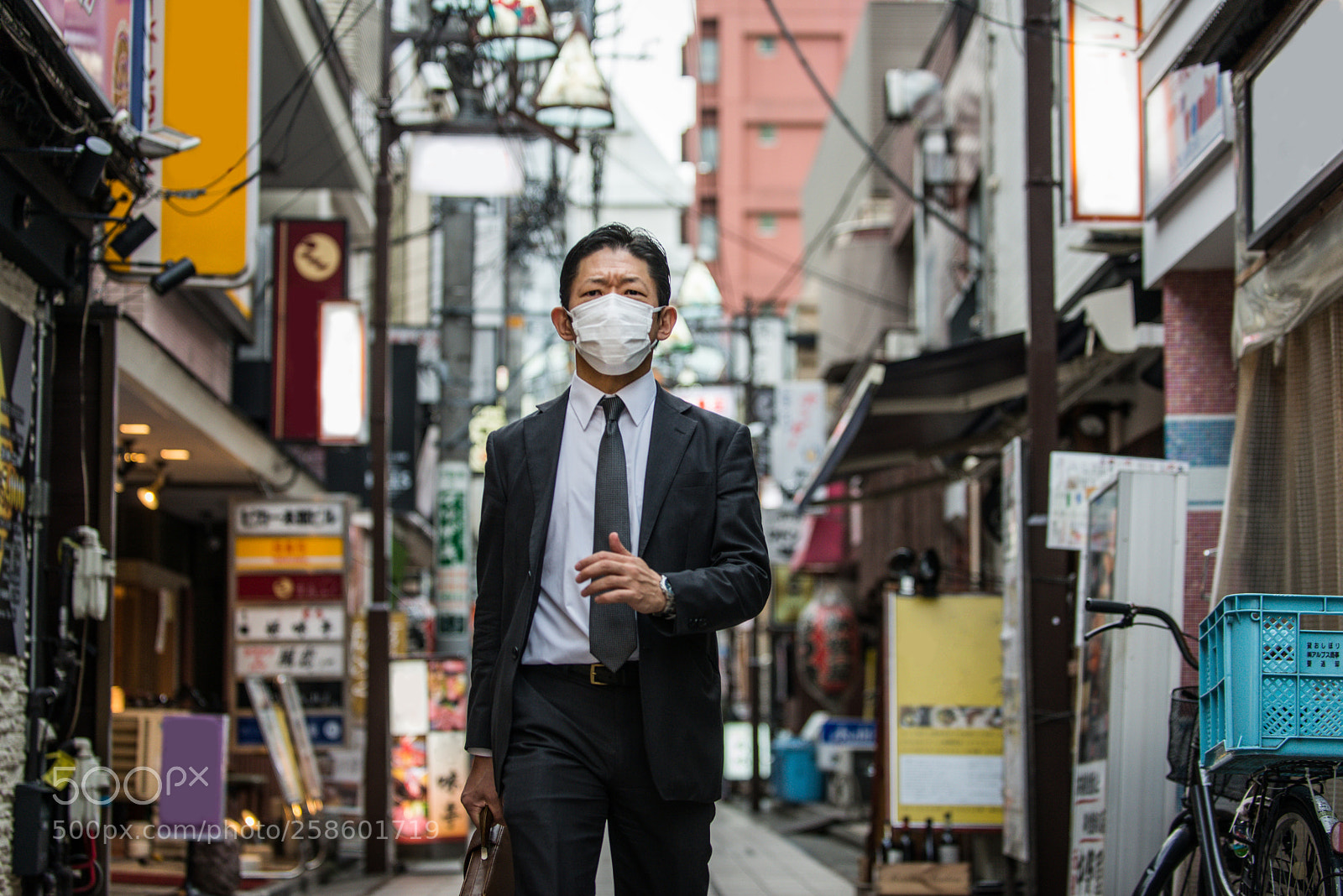 Nikon D610 sample photo. Japanese businessman in tokyo photography