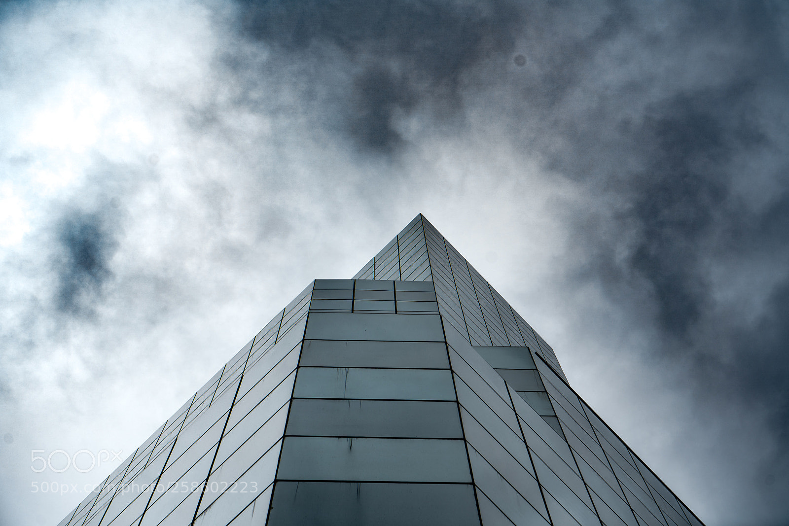 Sony a7R II sample photo. Glass .2 photography