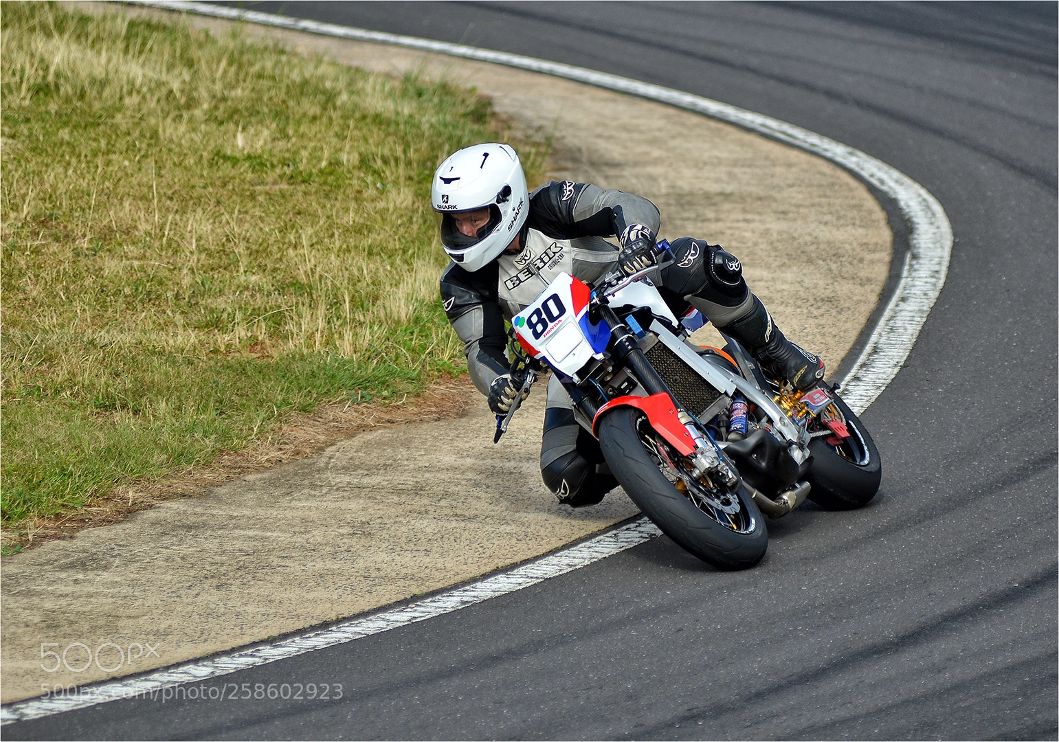 Nikon D7000 sample photo. Roy - bike 80 photography