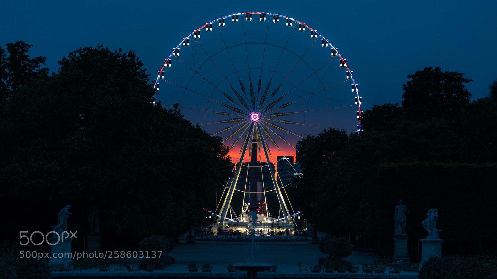 Sony a7R II sample photo. Sunset paris ferris wheel photography