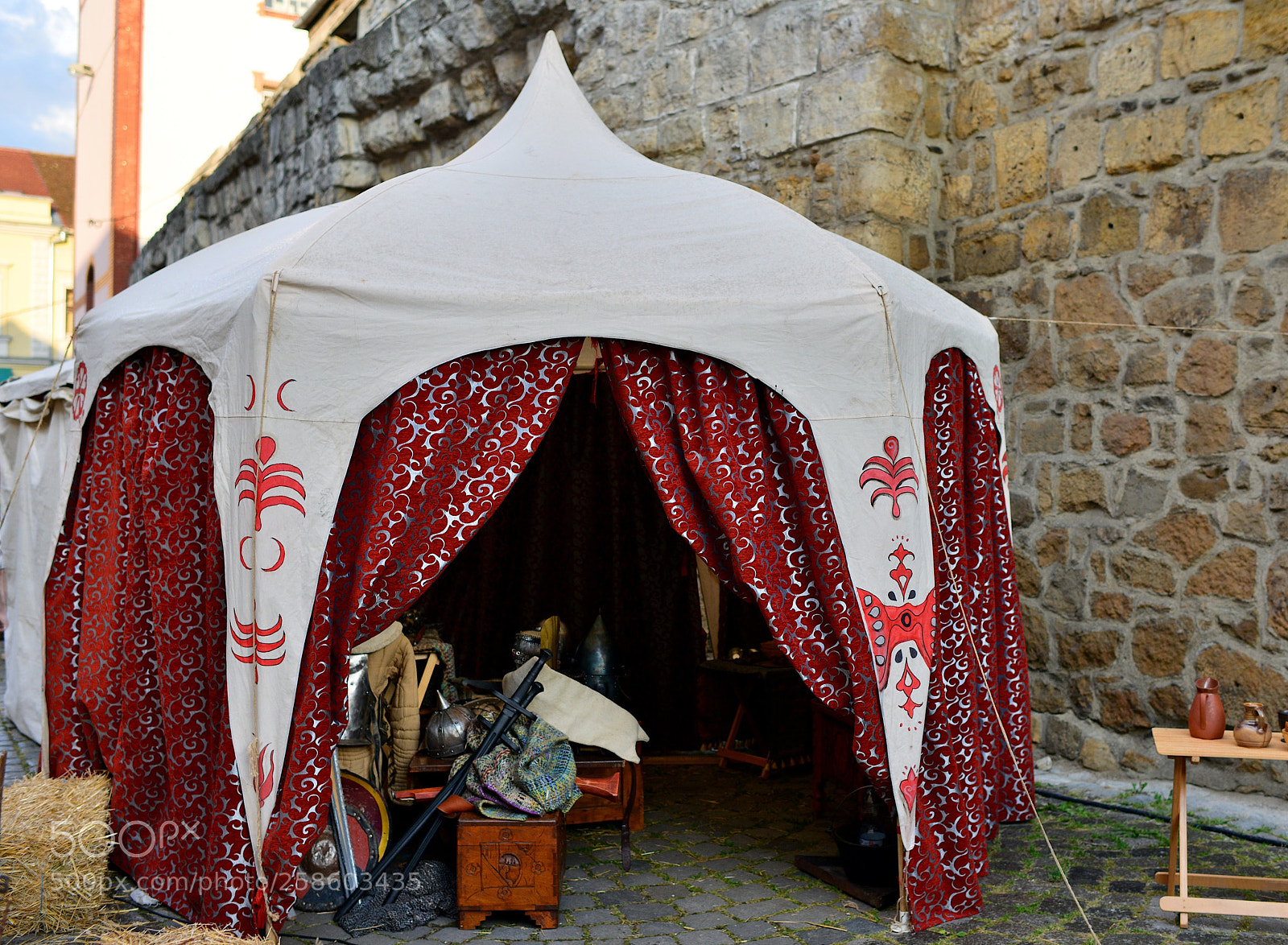 Nikon D800 sample photo. Old tent at city photography