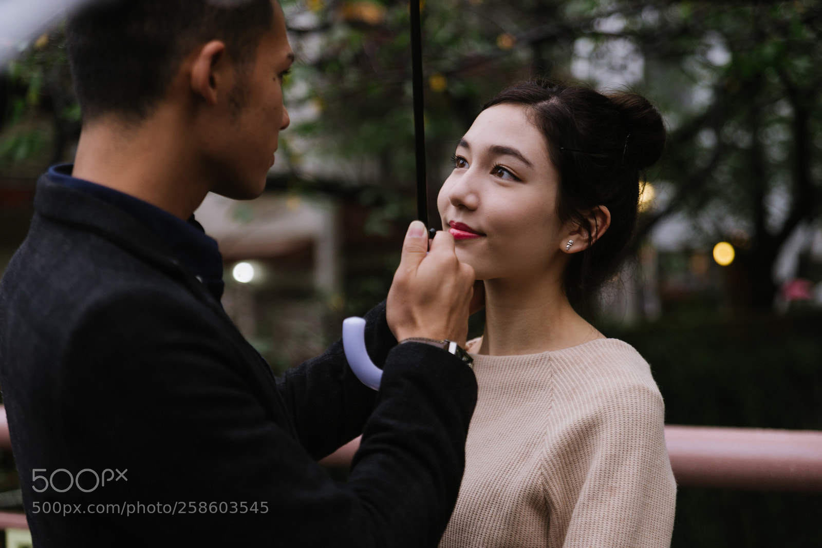 Nikon D610 sample photo. Happy japanese couple dating photography