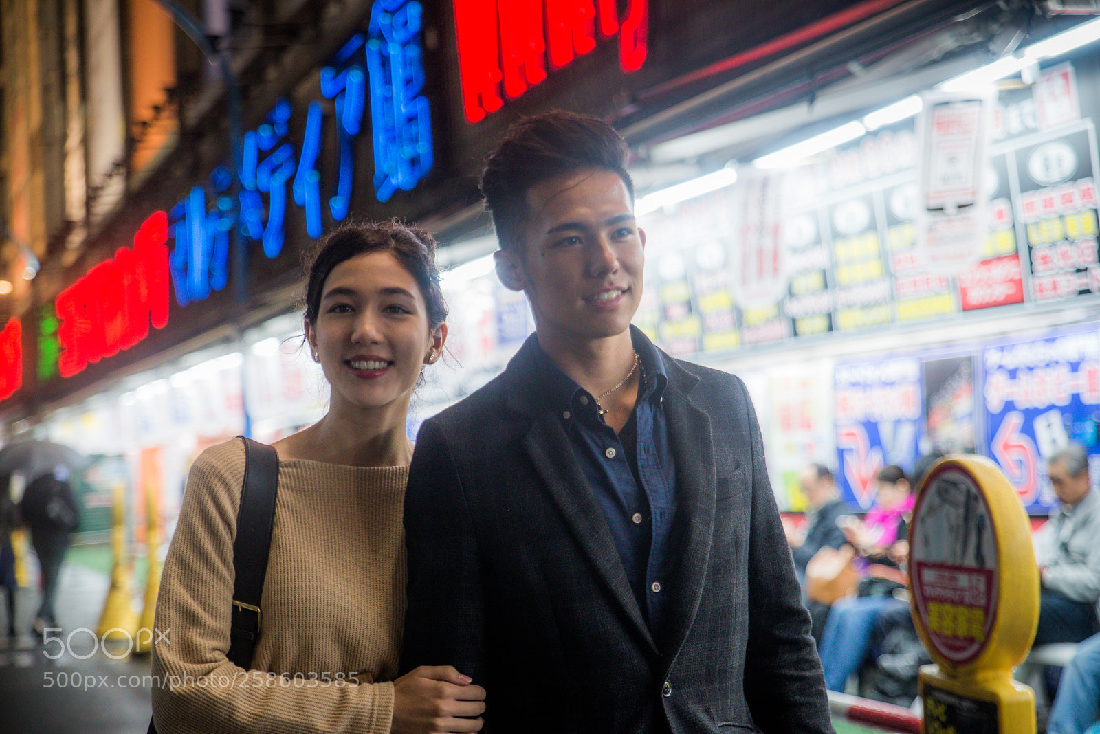 Nikon D610 sample photo. Happy japanese couple dating photography
