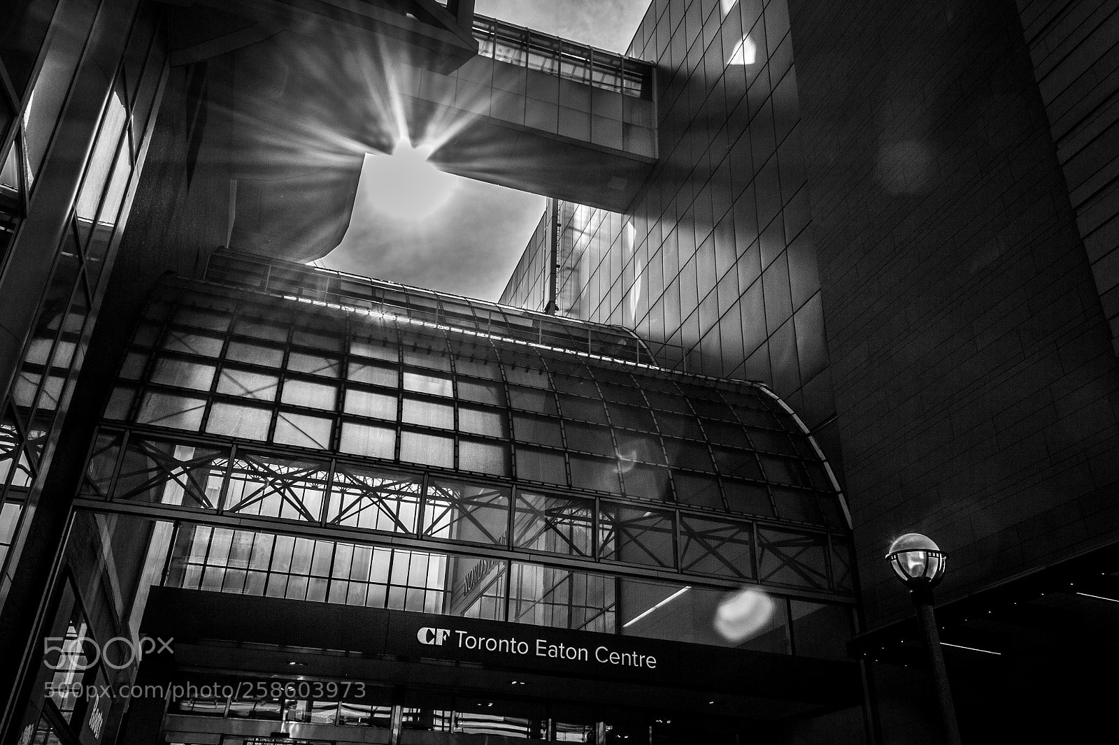Canon EOS 60D sample photo. Toronto eaton centre photography