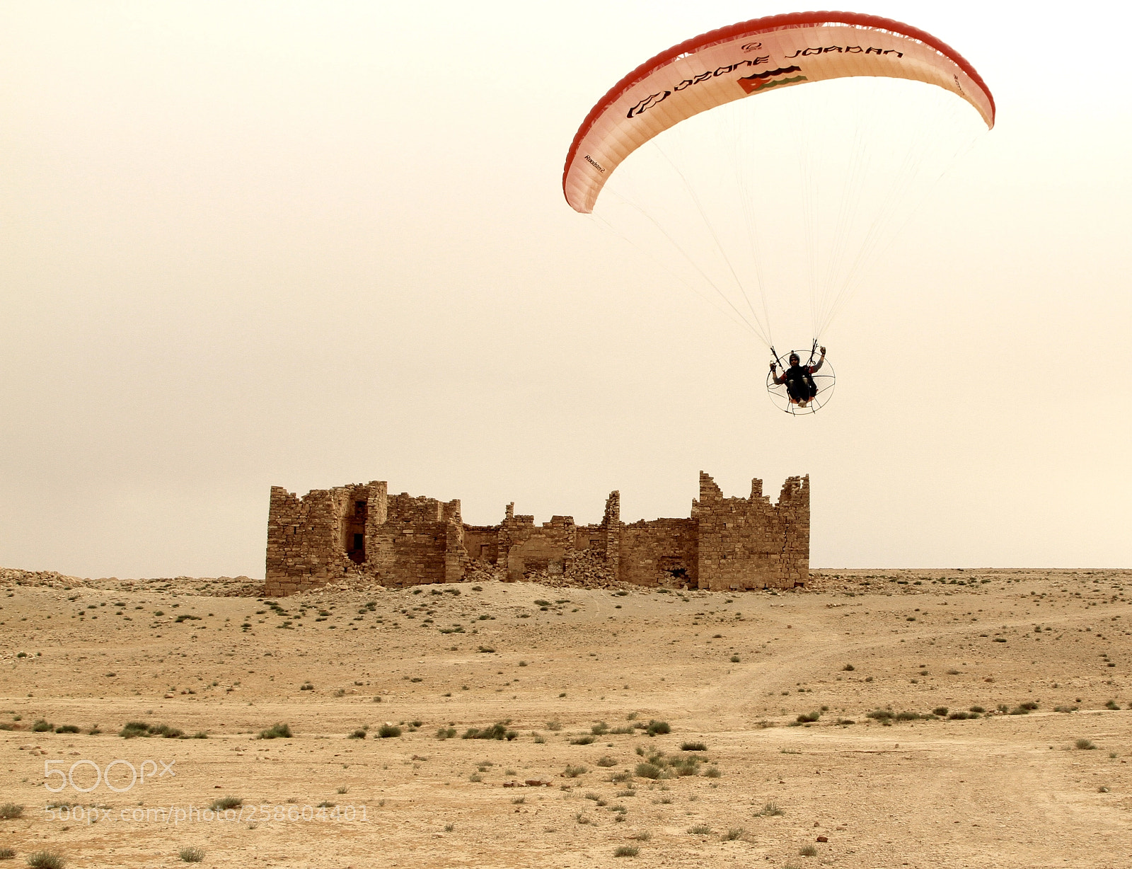Canon EOS 7D sample photo. Paramotor castle photography