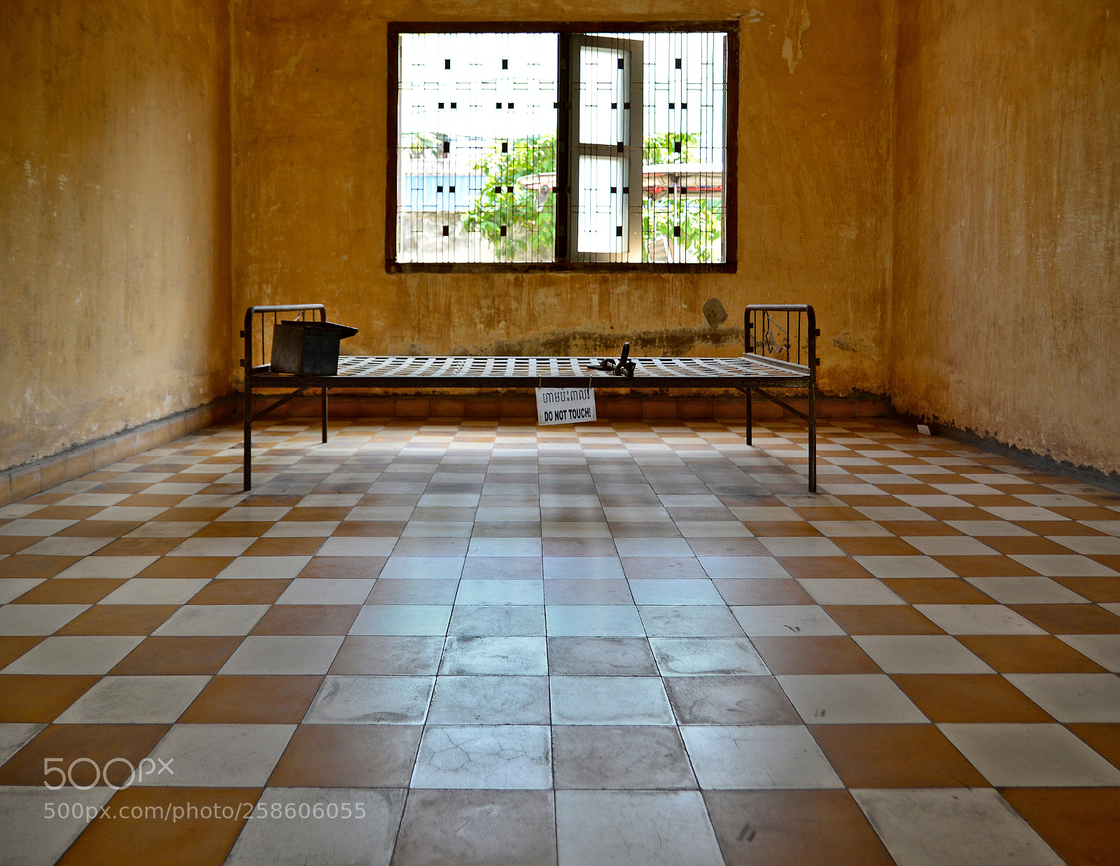 Nikon D5200 sample photo. Torture room photography