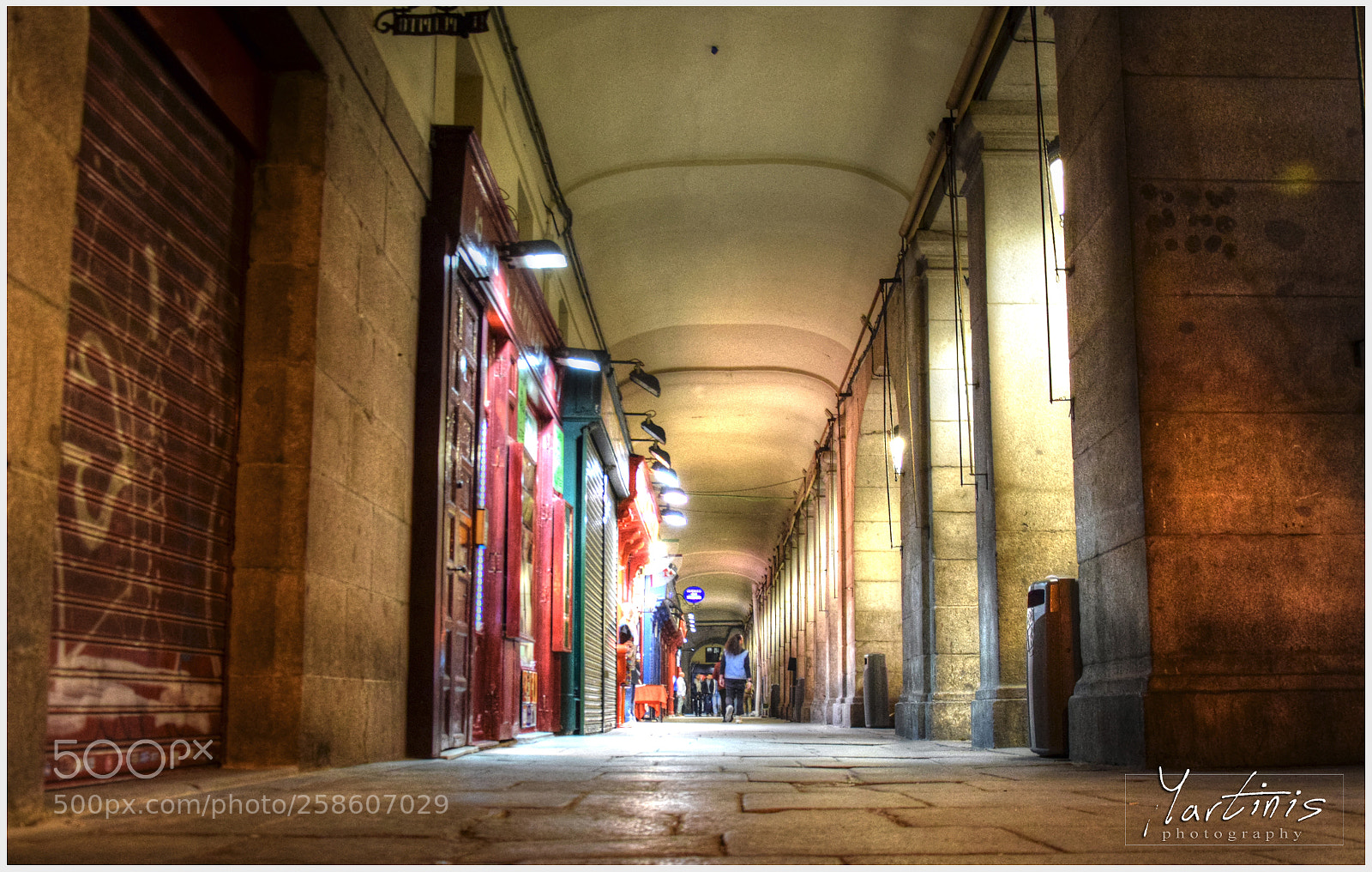 Nikon D5300 sample photo. Pasadizo por la noche photography