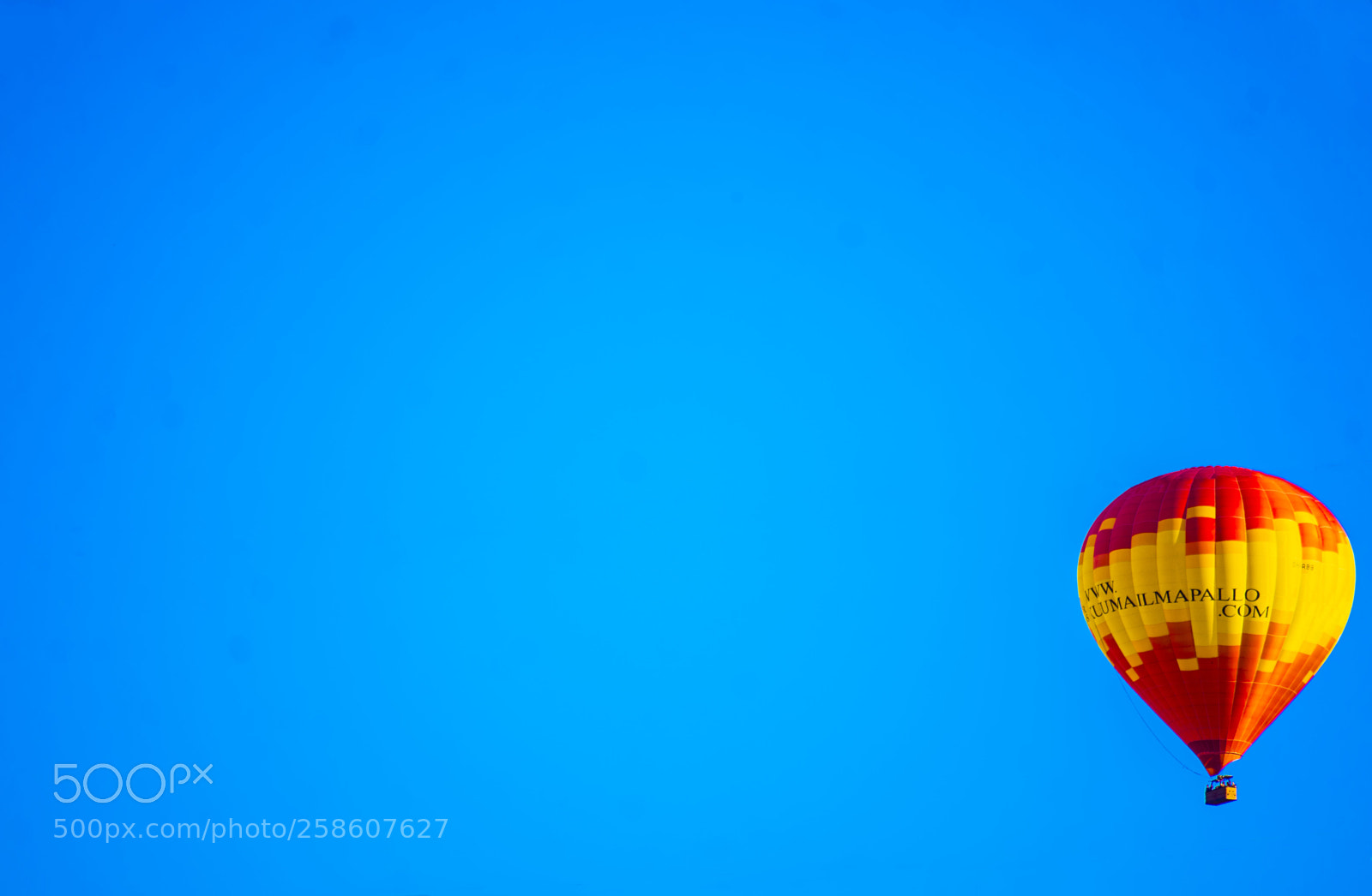 Pentax K-5 sample photo. Balloon photography