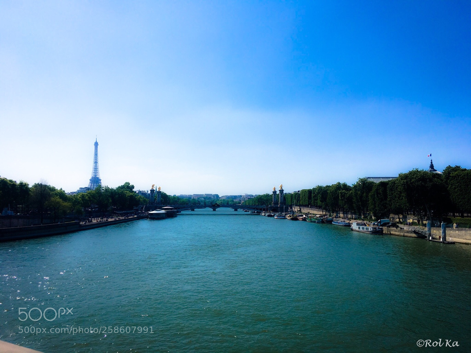 Apple iPhone SE sample photo. Tour eiffel  photography
