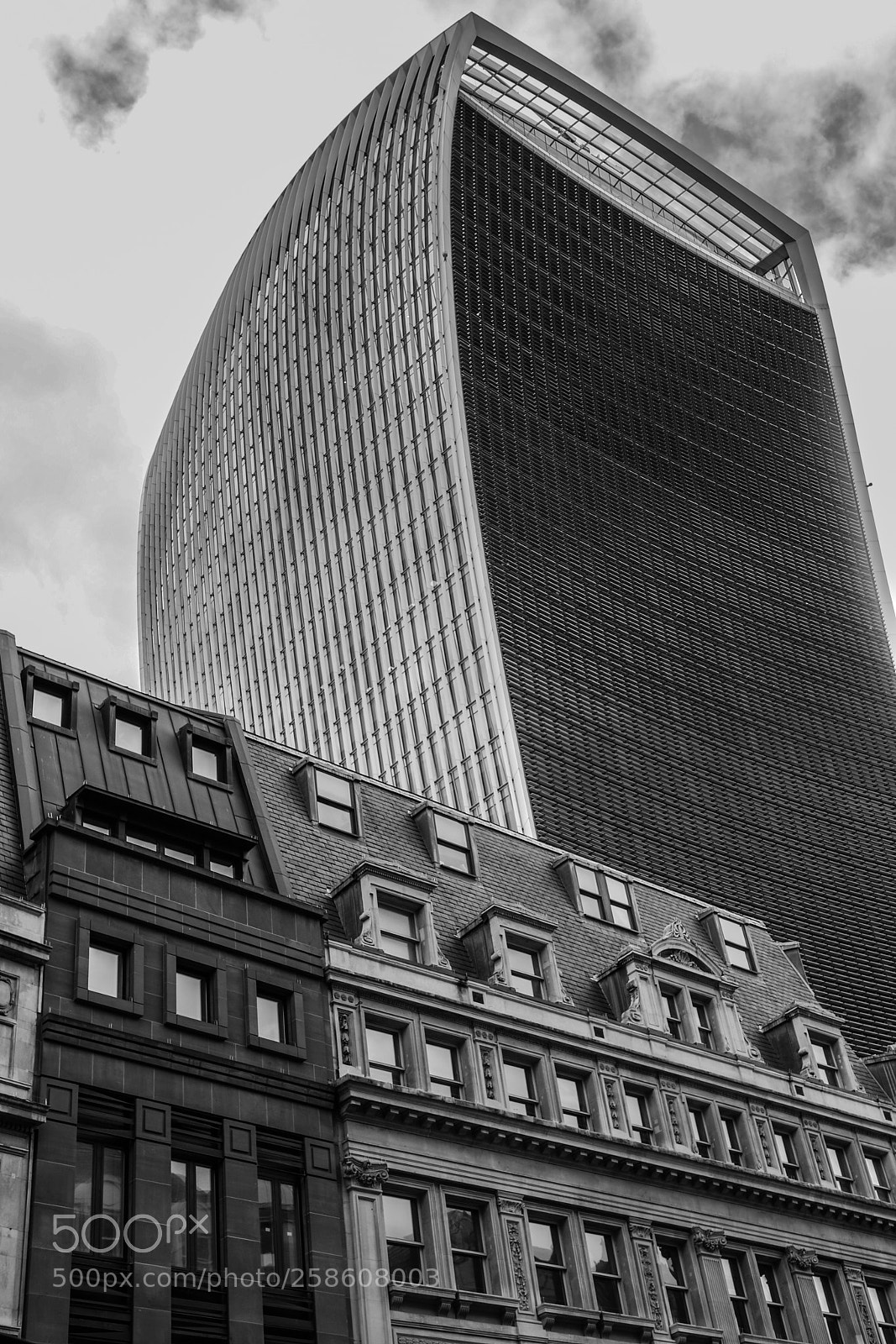 Canon EOS 7D Mark II sample photo. London photography