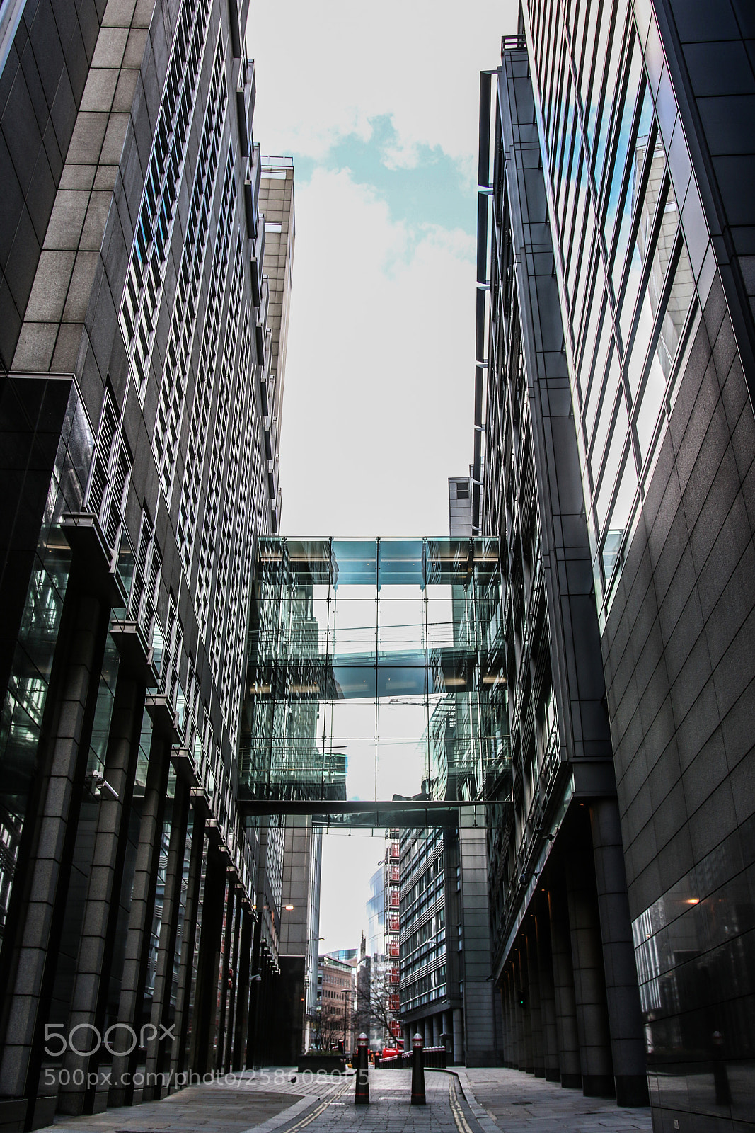 Canon EOS 7D Mark II sample photo. London photography