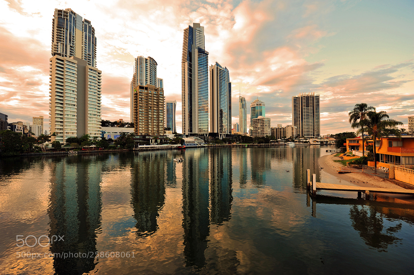 Nikon D700 sample photo. Surfers paradise sunrise. gold photography