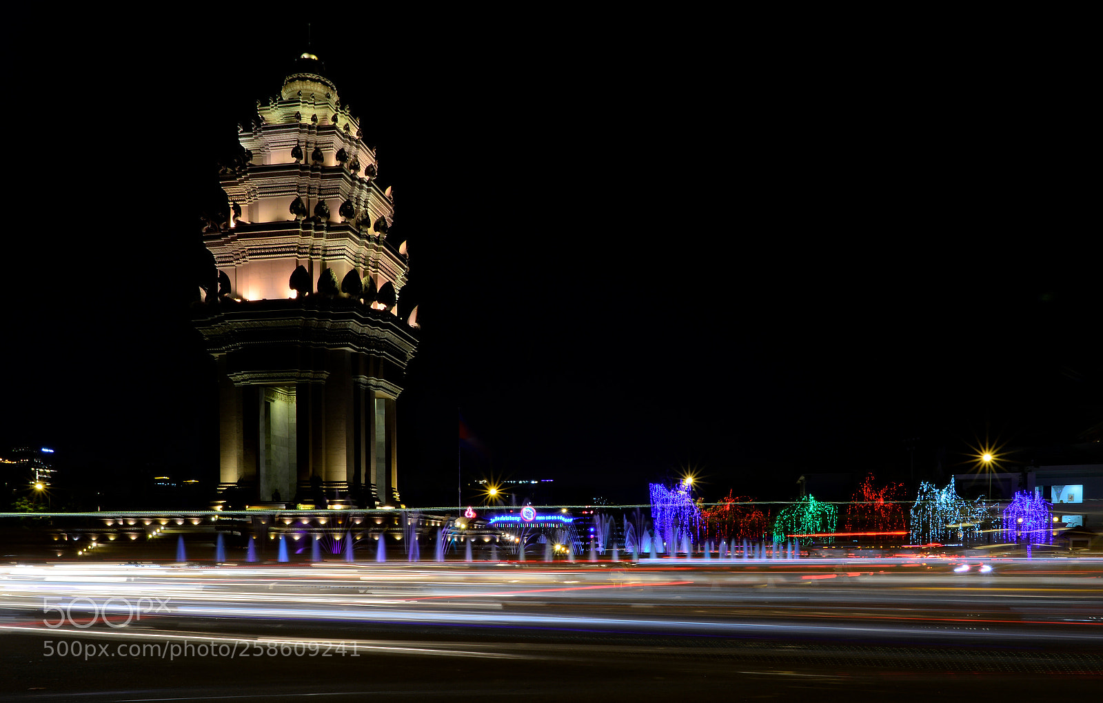 Nikon D5200 sample photo. Phnom penh at night photography