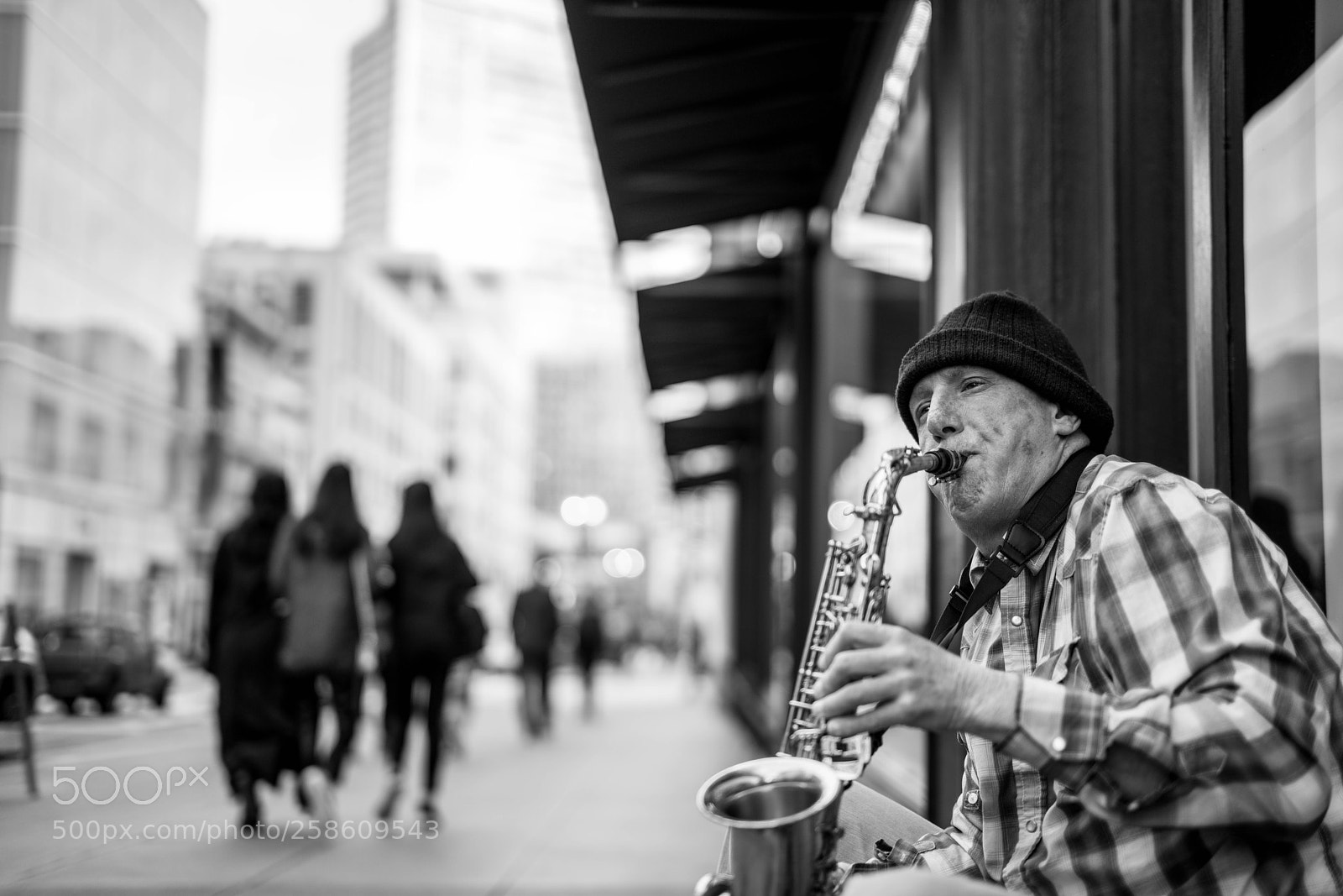 Sony a7R II sample photo. A sax player photography