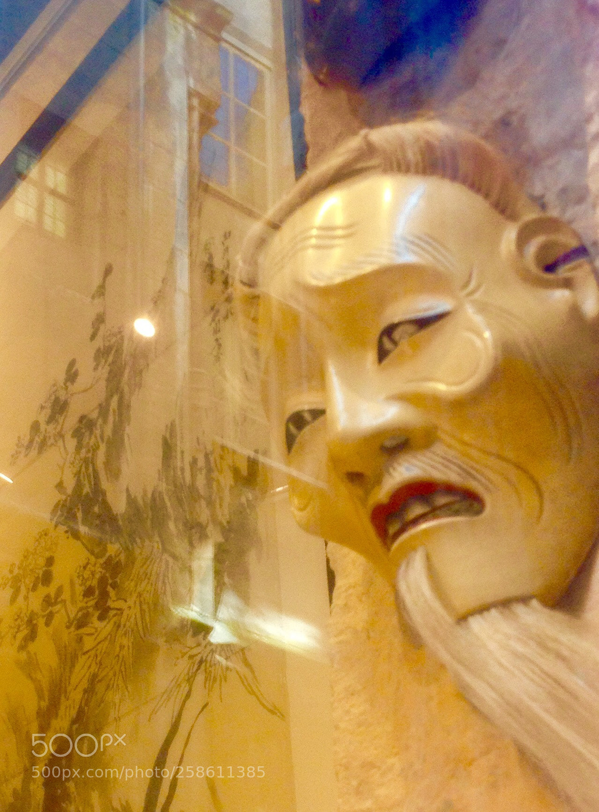 Apple iPhone 4S sample photo. Masque photography