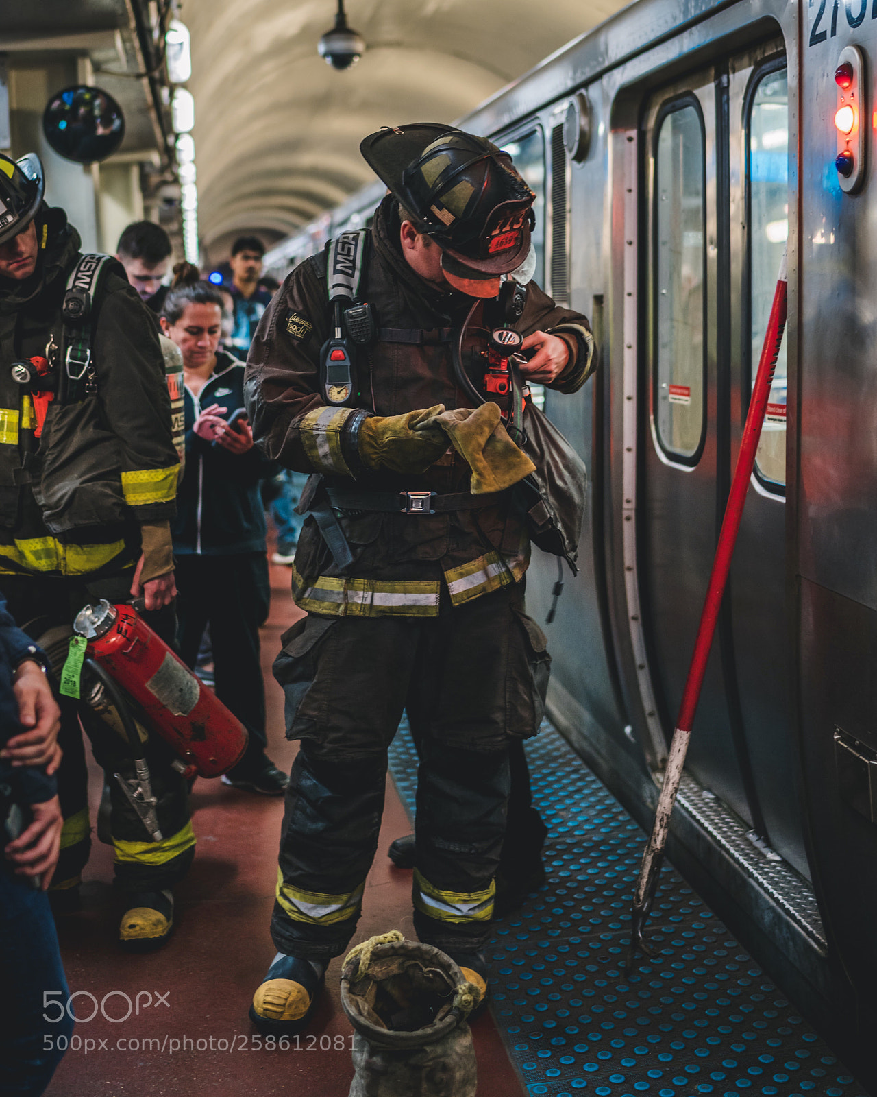 Sony a7R III sample photo. Fight the fire photography