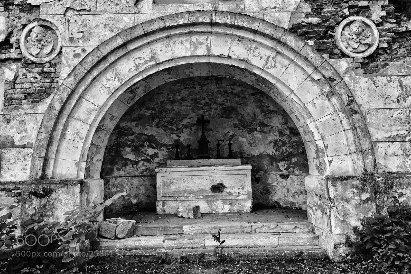 Nikon D5300 sample photo. Tomb photography