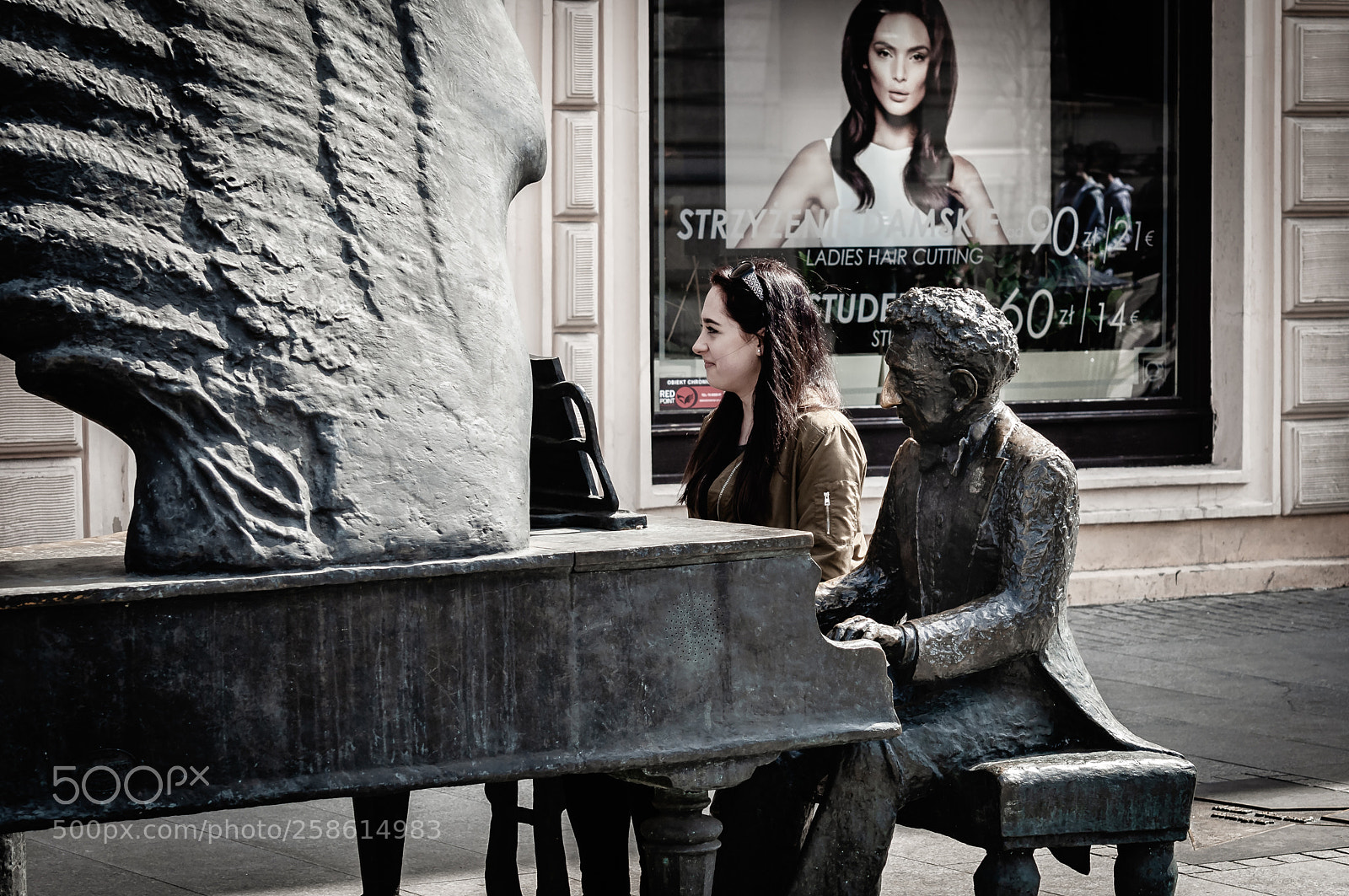 Nikon D300 sample photo. Girl and artur rubinstein photography
