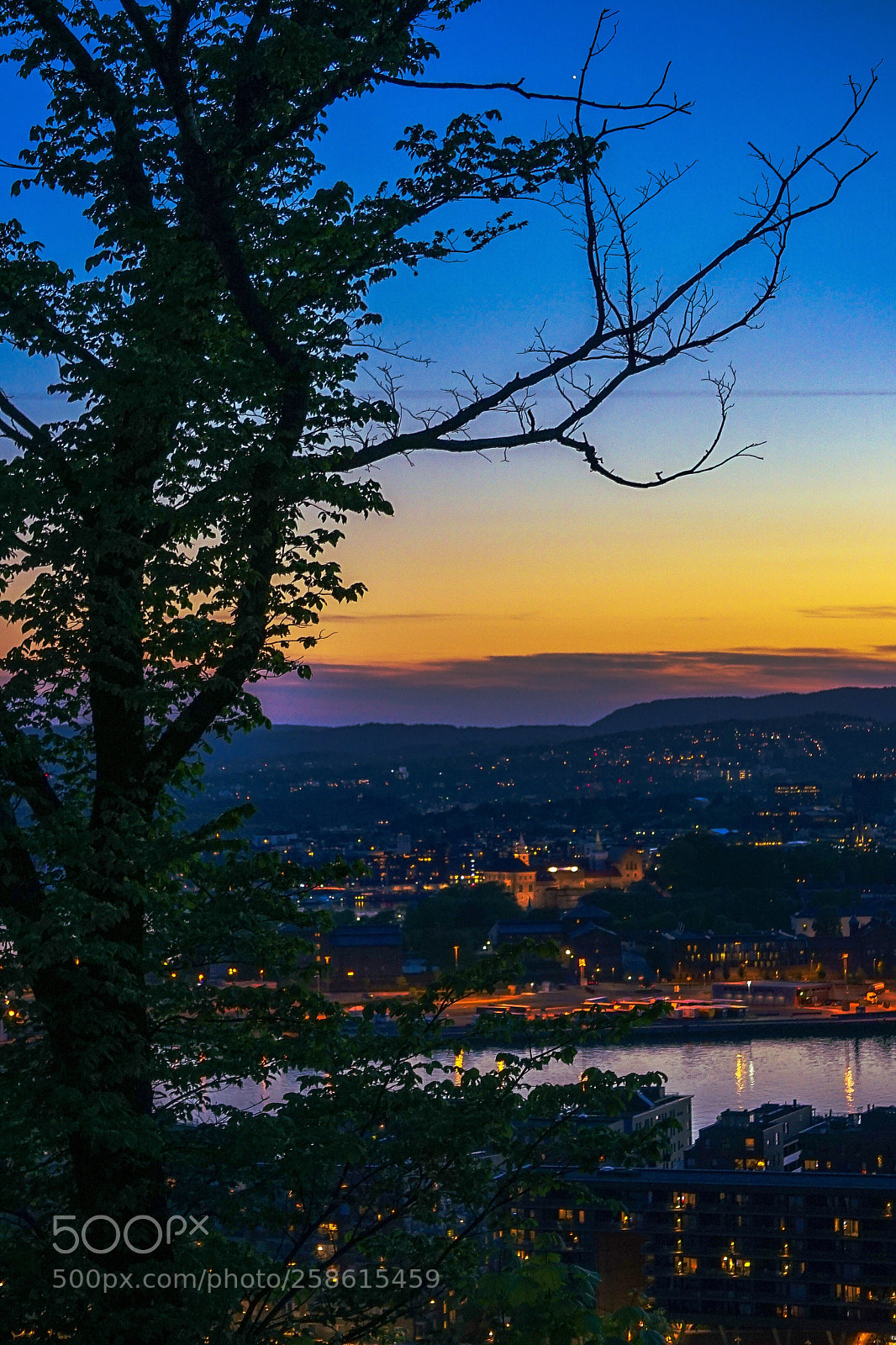 Sony a7 II sample photo. Sunset over oslo photography