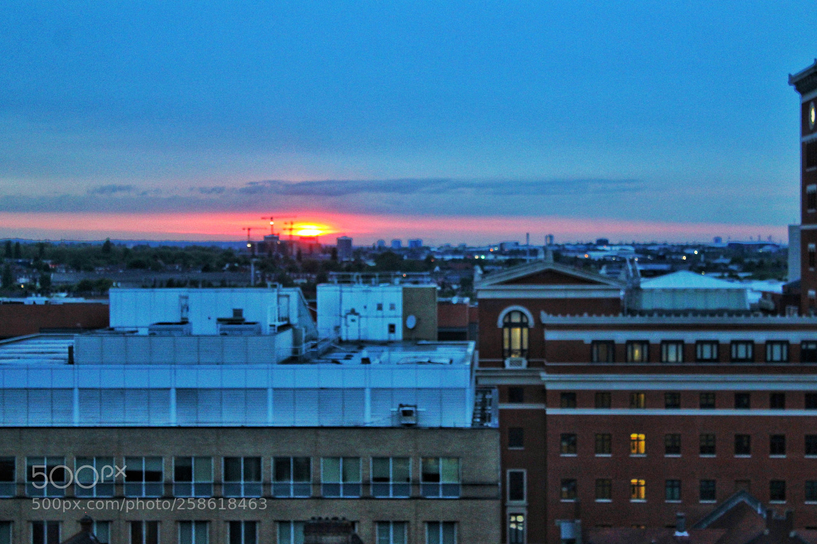 Canon EOS 1300D (EOS Rebel T6 / EOS Kiss X80) sample photo. Sunset photography