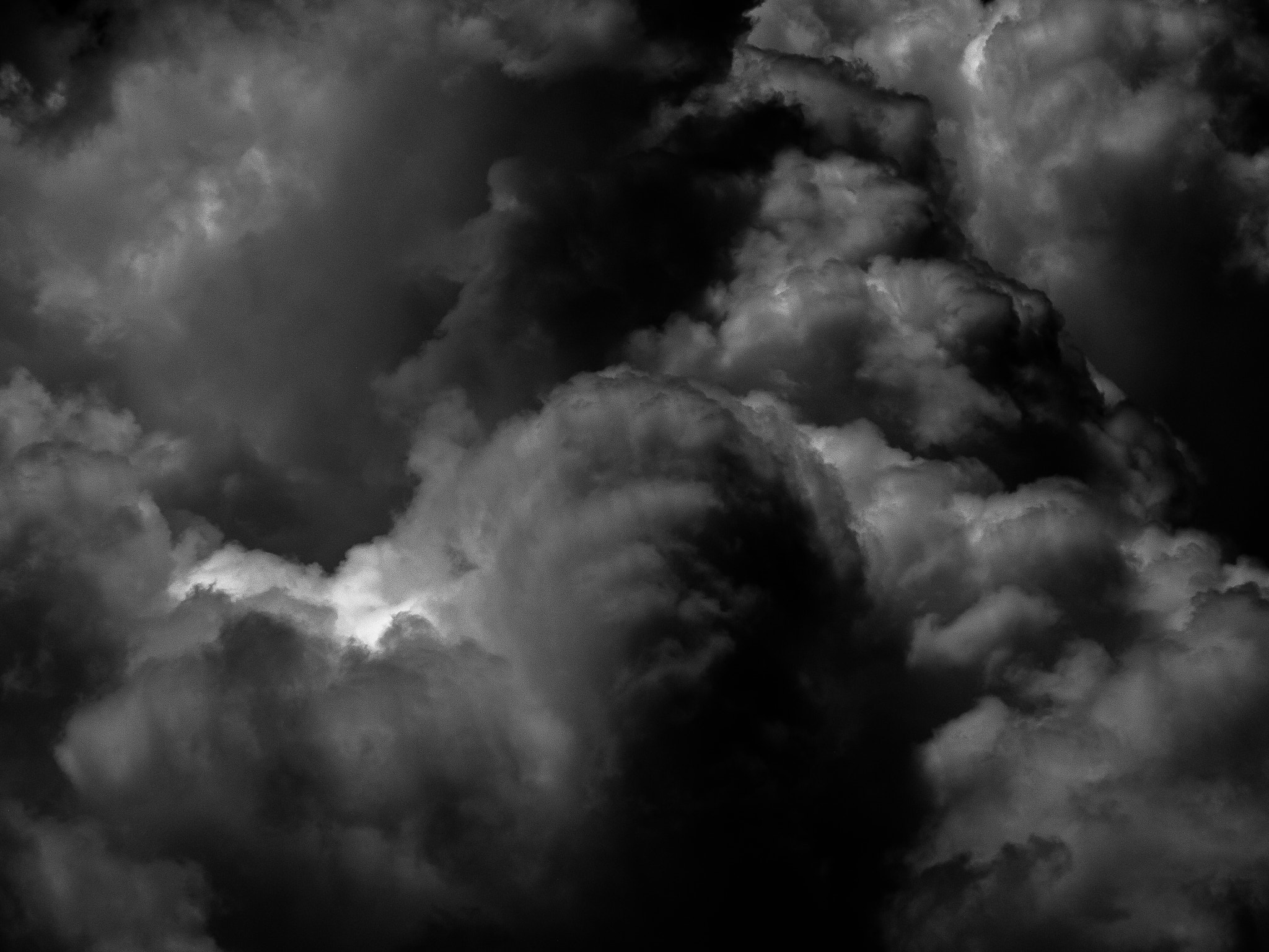 Panasonic Lumix DMC-GH2 sample photo. Storm photography