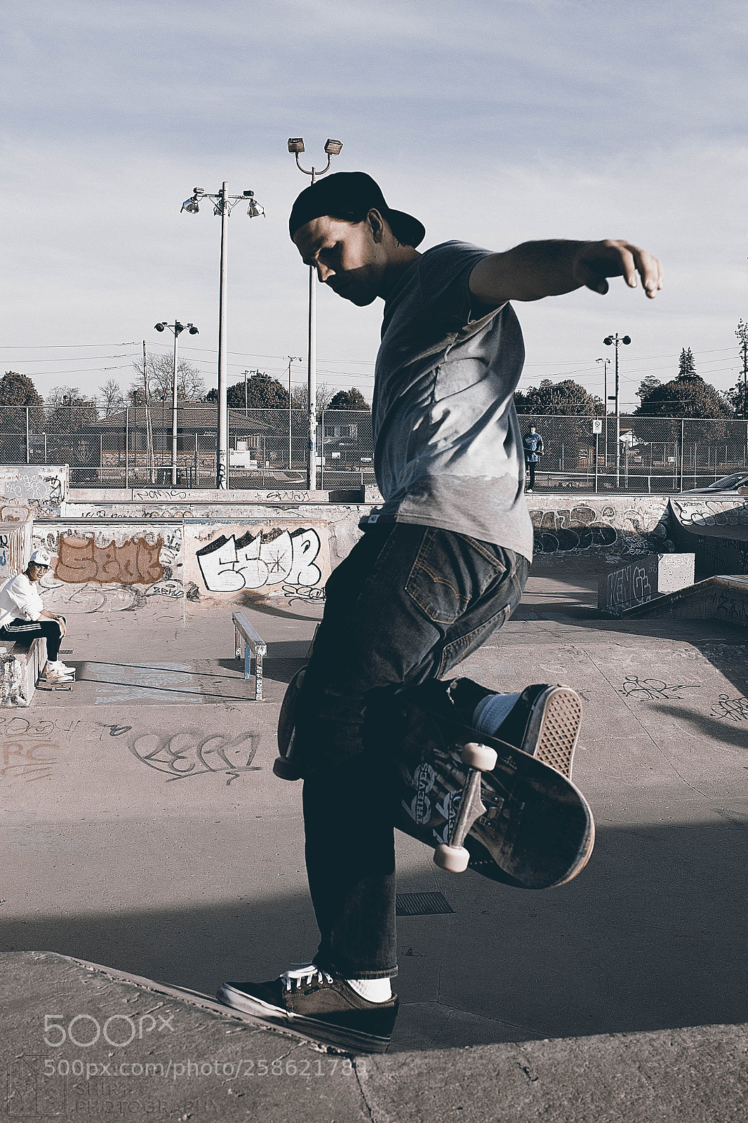 Canon EOS 100D (EOS Rebel SL1 / EOS Kiss X7) sample photo. 66 thieves apparel photography