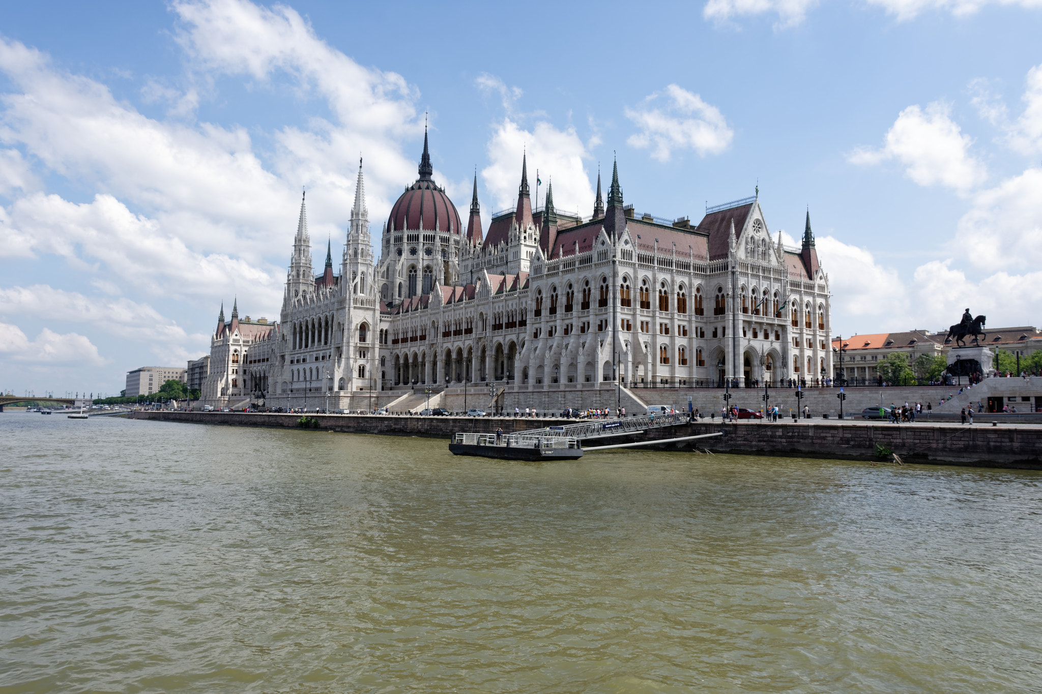 Nikon D7200 sample photo. Hungarian parlament from danube photography