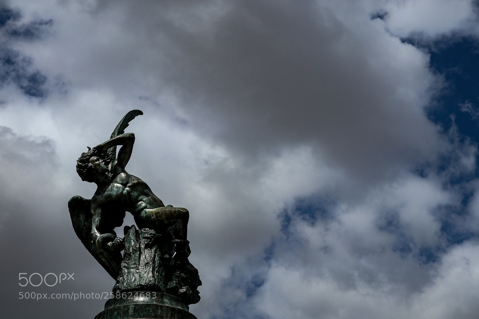 Canon PowerShot G1 X Mark III sample photo. El angel caido photography