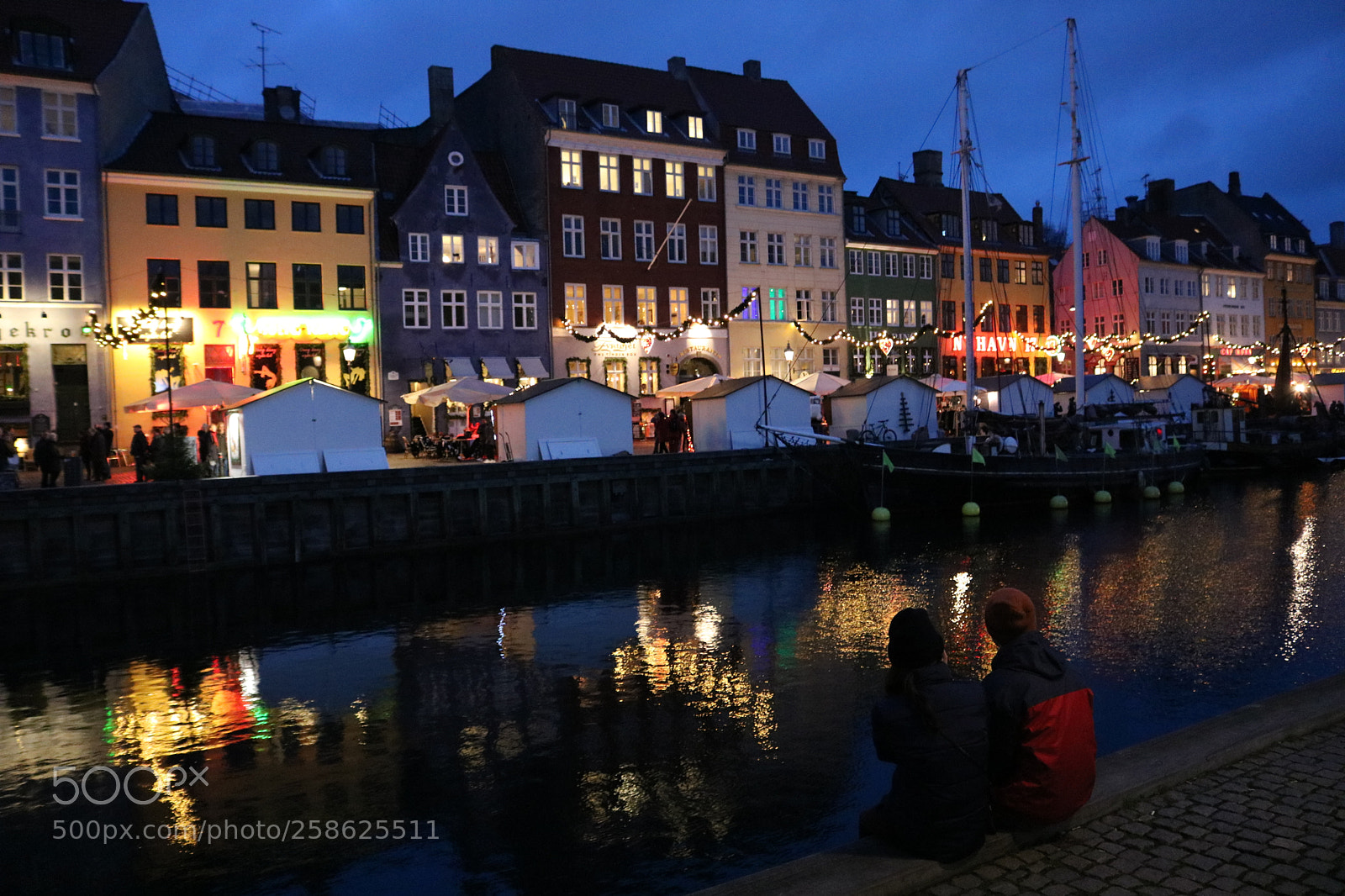 Canon EOS 750D (EOS Rebel T6i / EOS Kiss X8i) sample photo. Nyhavn photography