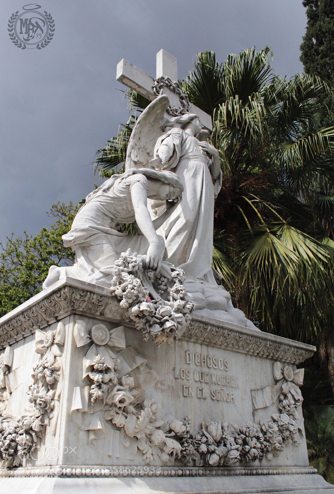 Canon EOS 1300D (EOS Rebel T6 / EOS Kiss X80) sample photo. Cementerio museo san pedro photography