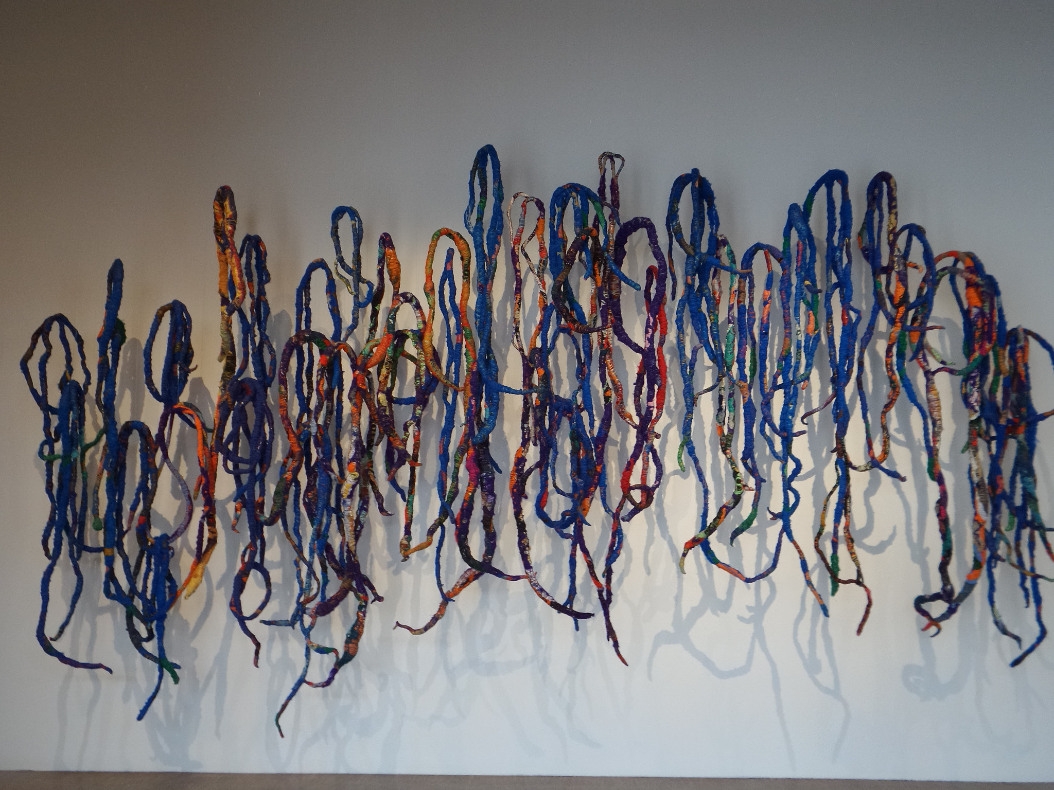 Samsung Galaxy K Zoom sample photo. Sheila hicks, l'expo textile au centre pompidou photography