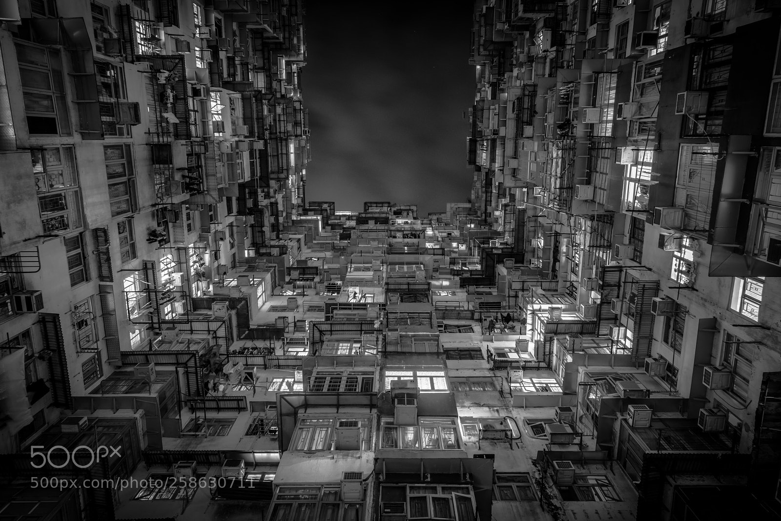 Sony a7R sample photo. Yick cheong building photography
