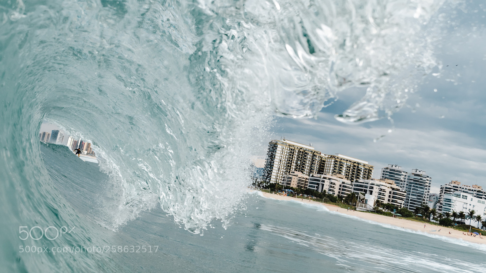 Canon EOS 7D Mark II sample photo. Barrel photography