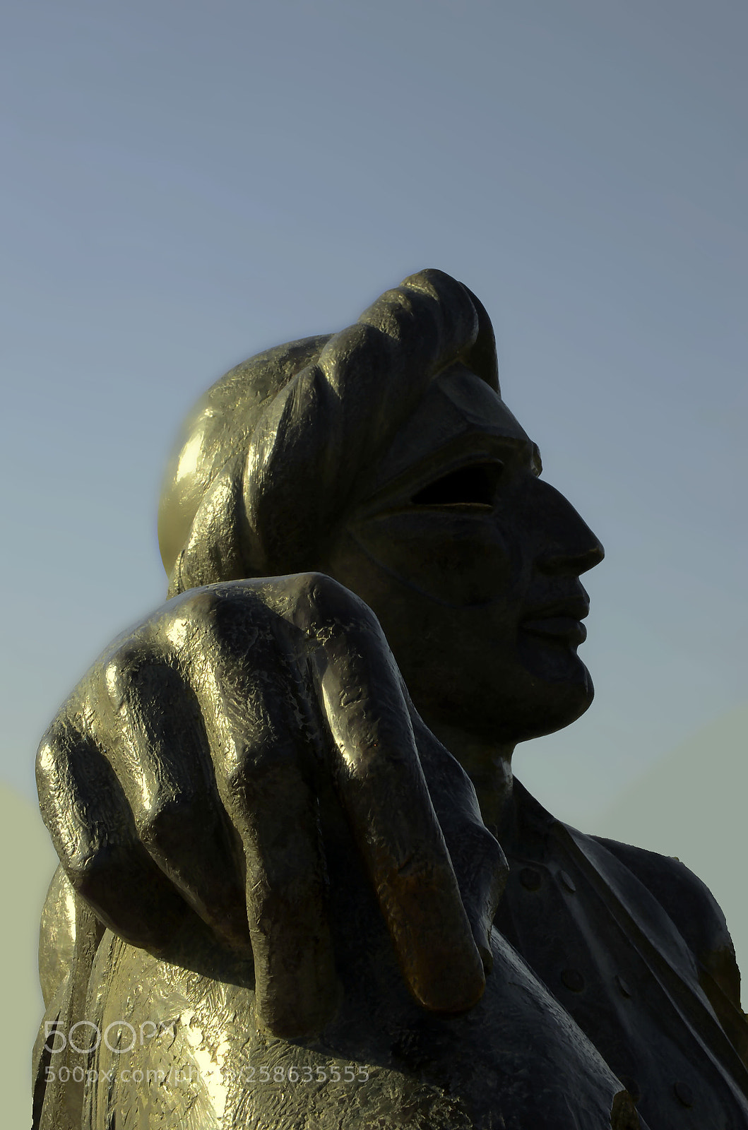 Nikon D7000 sample photo. Shahrayar statue photography