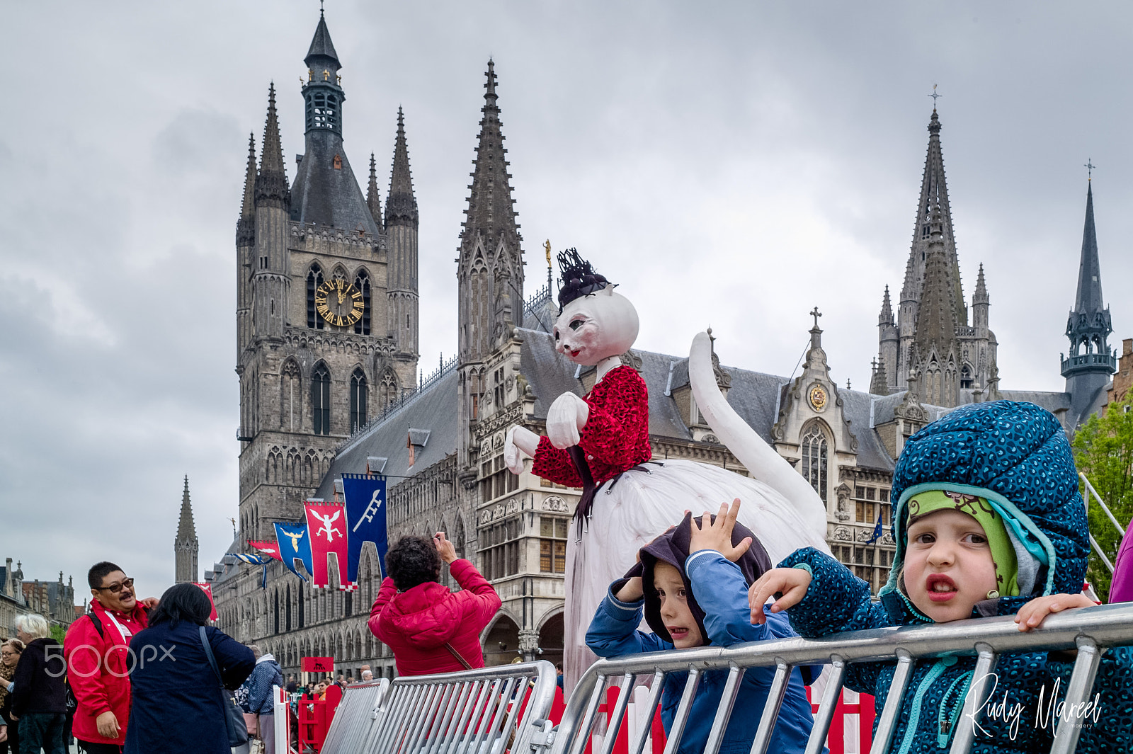 Leica M9 sample photo. Vignette of a parade photography