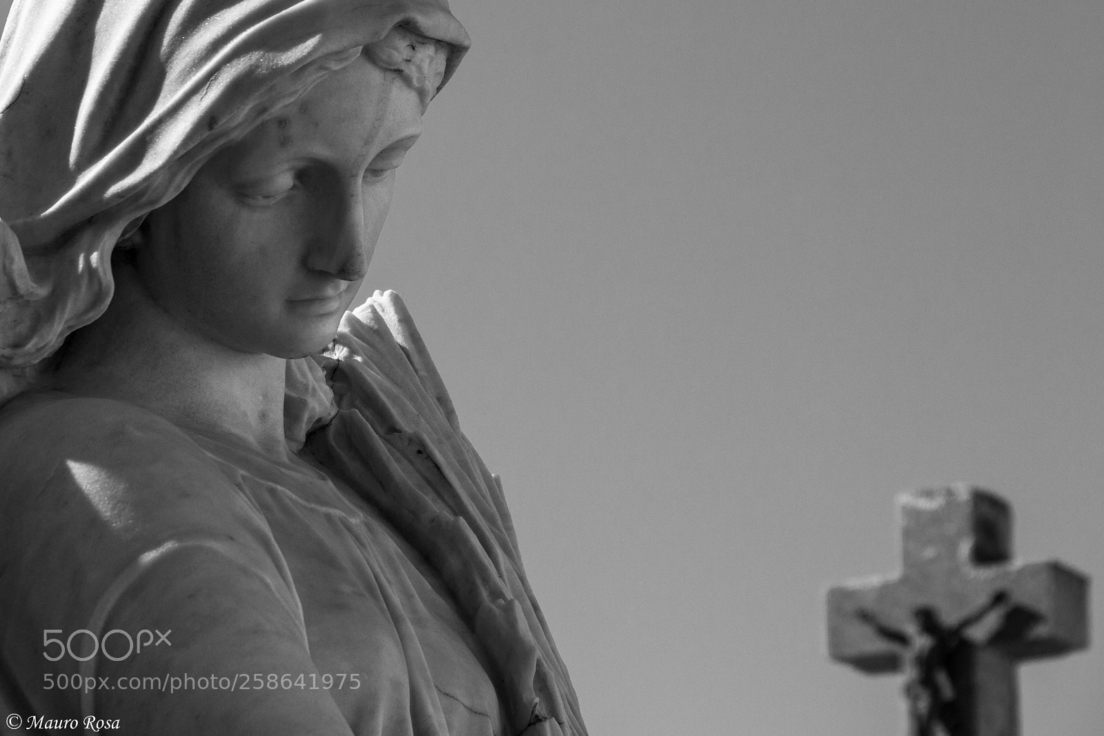 Canon EOS 60D sample photo. Cemitery art photography