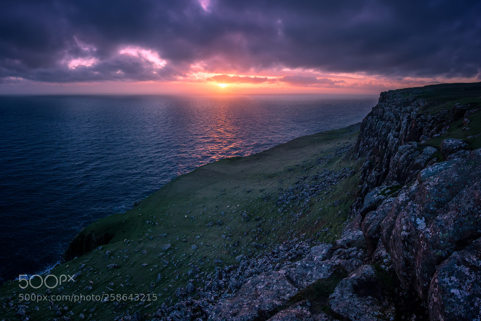 Nikon D610 sample photo. Neist point sunset photography