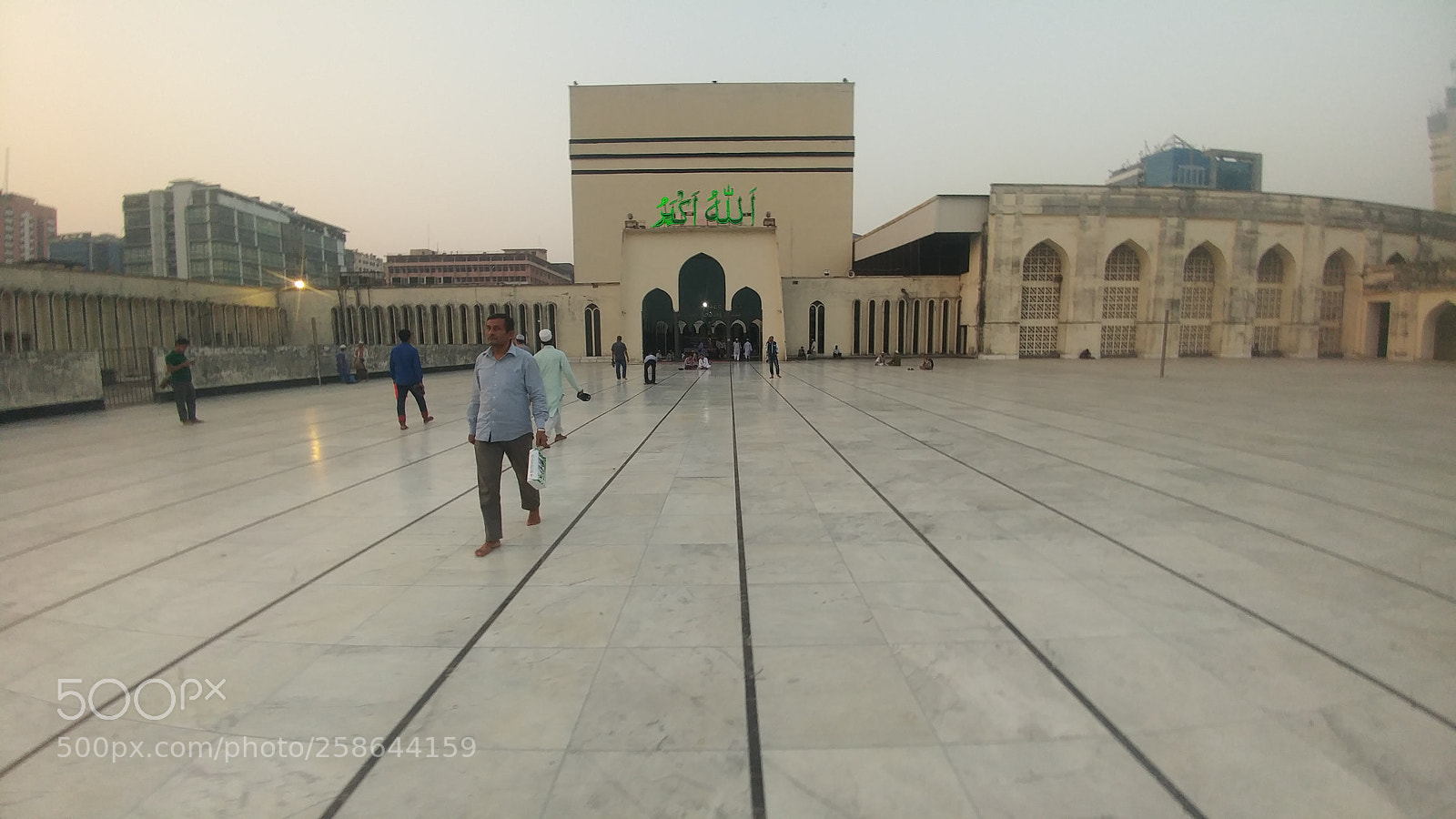 LG G5 sample photo. Baitul mokarram national mosque photography