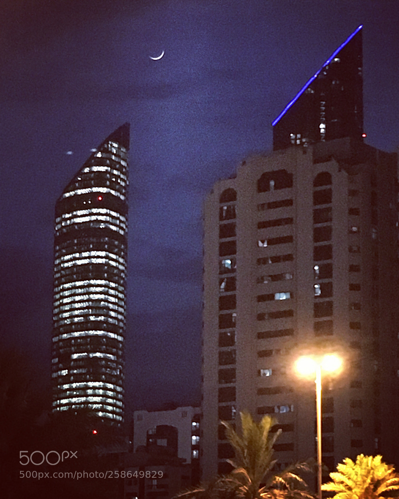 Apple iPhone 6s sample photo. The night view ... photography
