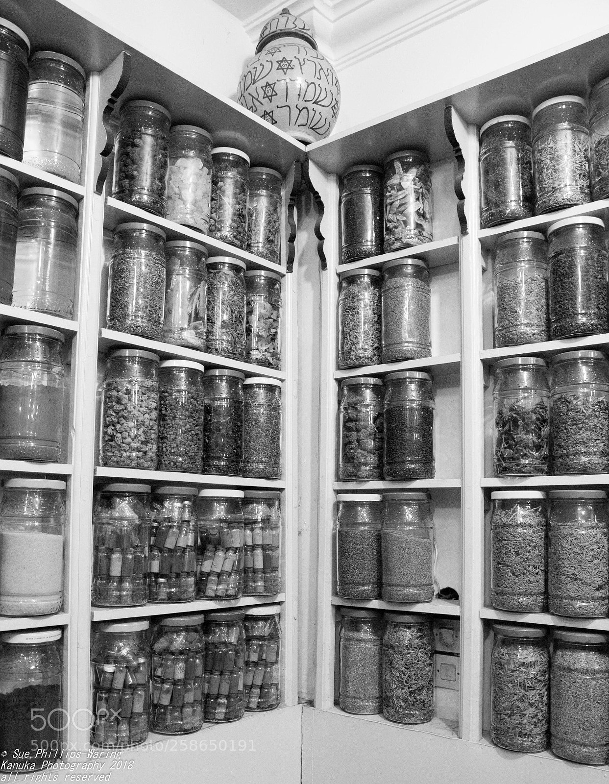 Canon EOS 6D sample photo. Moroccan medicine apothecary jars photography