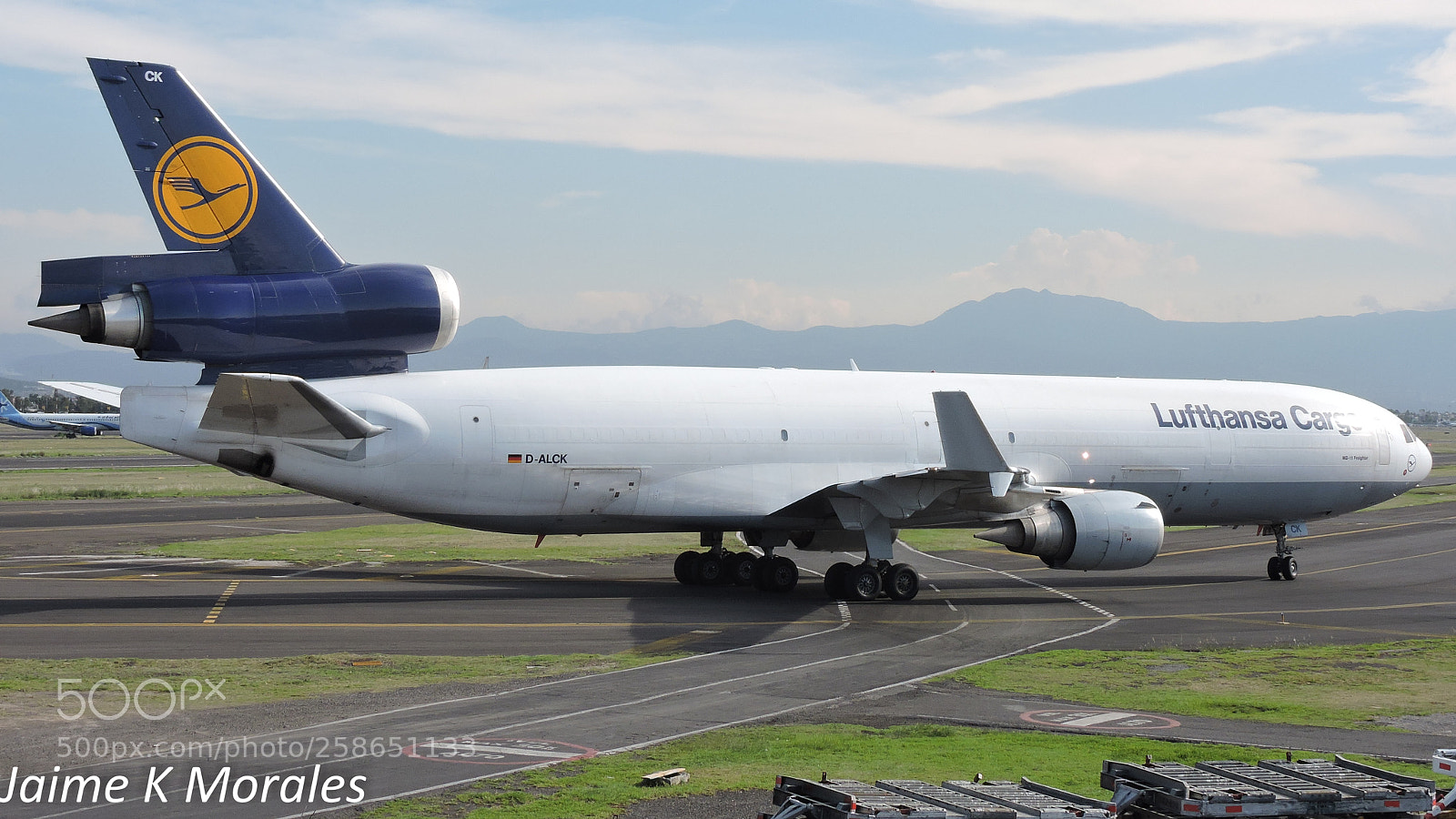 Nikon Coolpix P600 sample photo. Lufthansa md11 at mexico photography