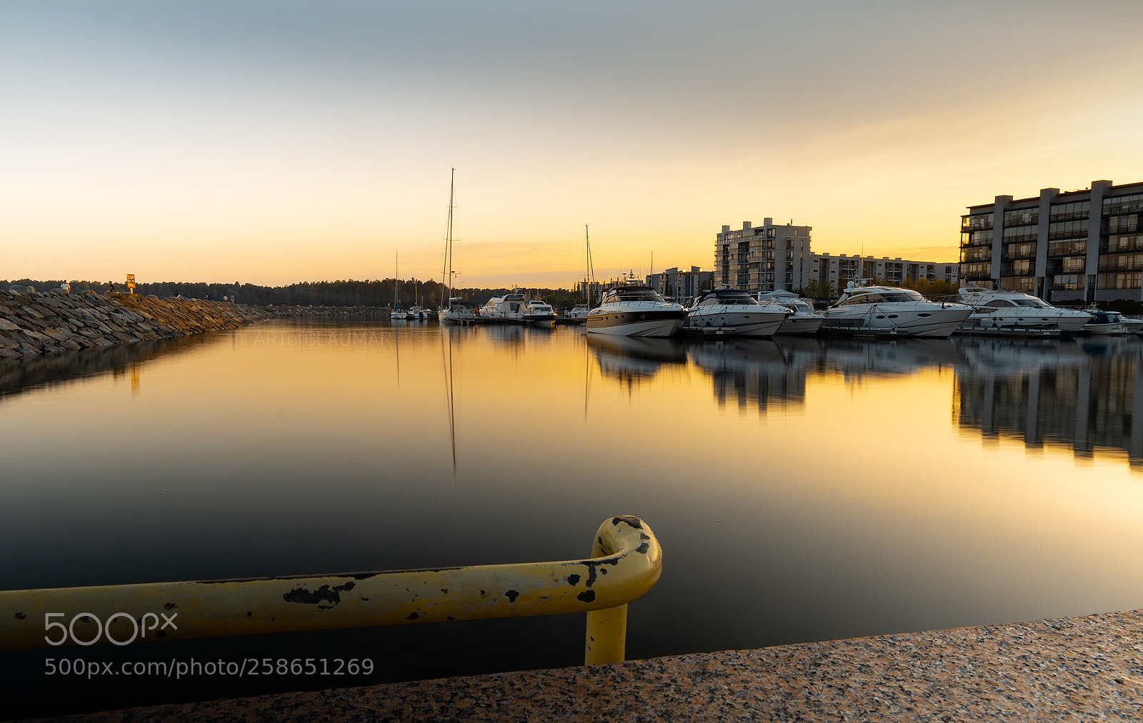 Sony a6500 sample photo. Harbour photography
