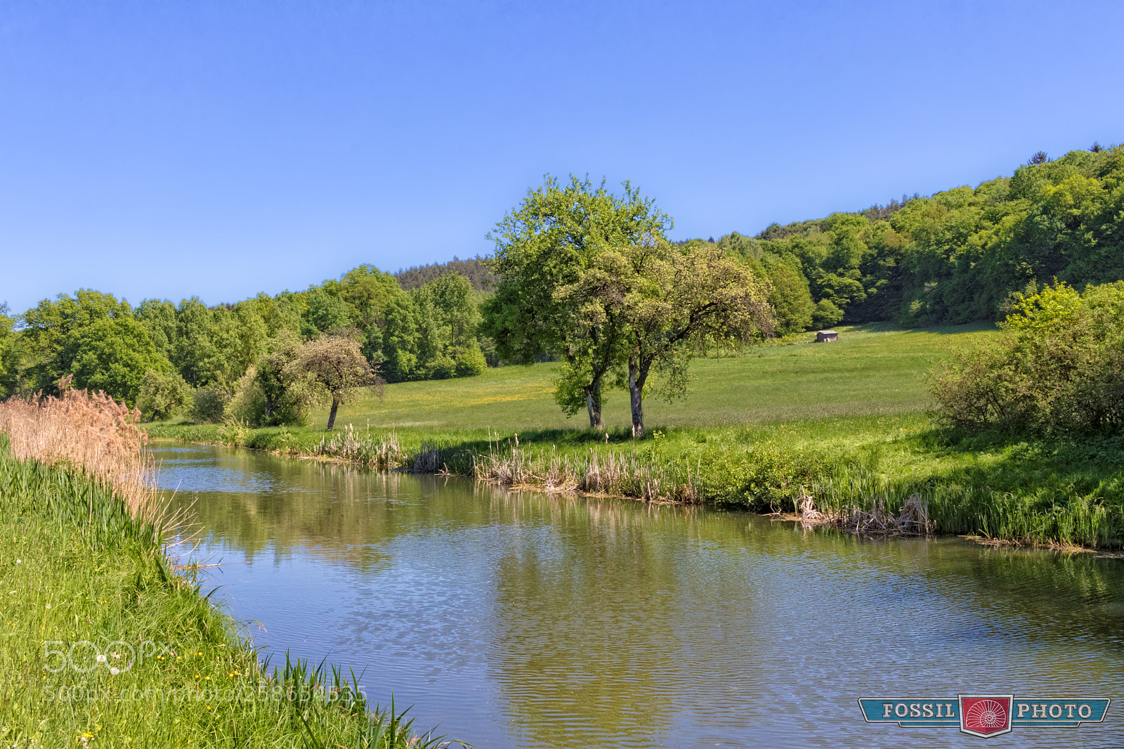 Canon EOS 80D sample photo. Cottage in the hills photography